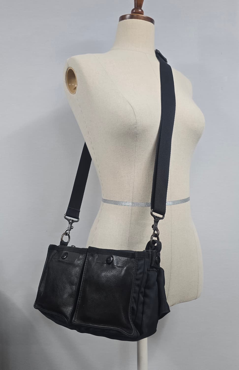 A.I.P 레더 콤비 크로스백 상품이미지4