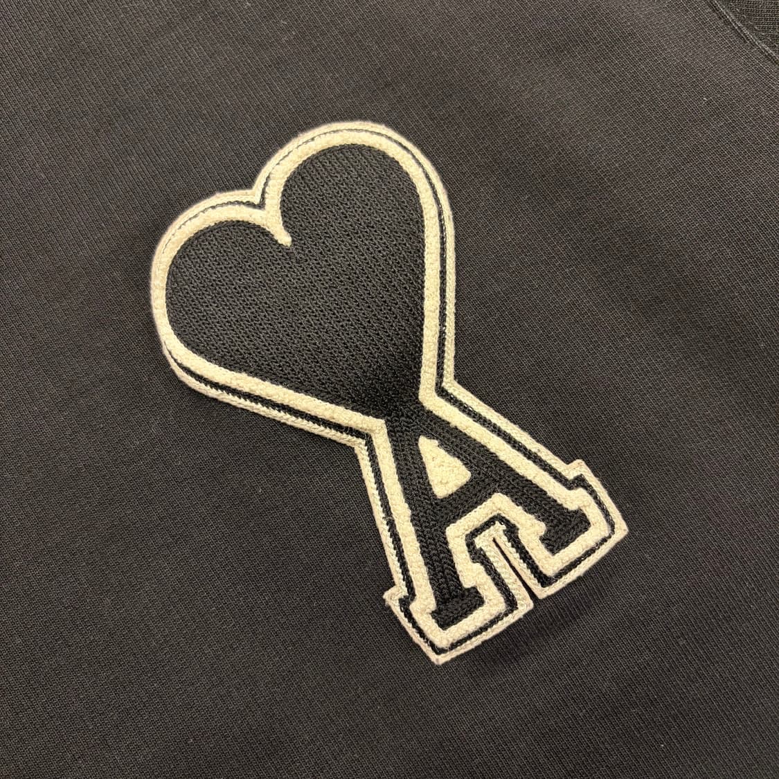 [XL] AMI 아미 빅하트 헤비 스웻 블랙 맨투맨  상품이미지4