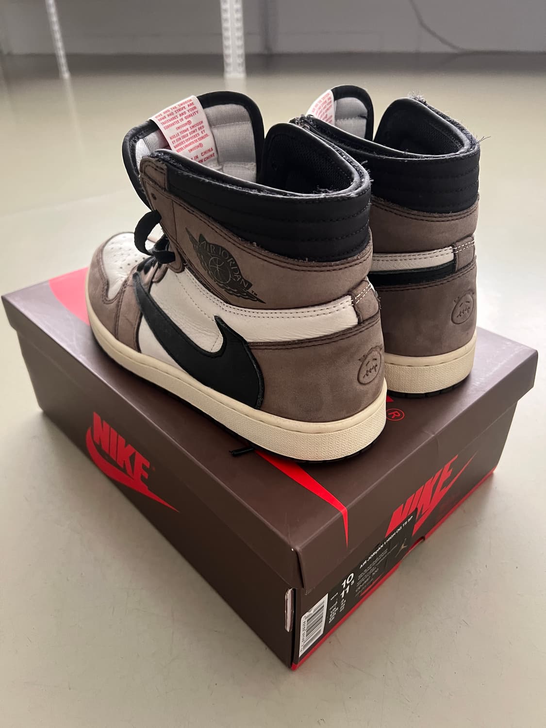 스캇 조던 1 모카 상품이미지7