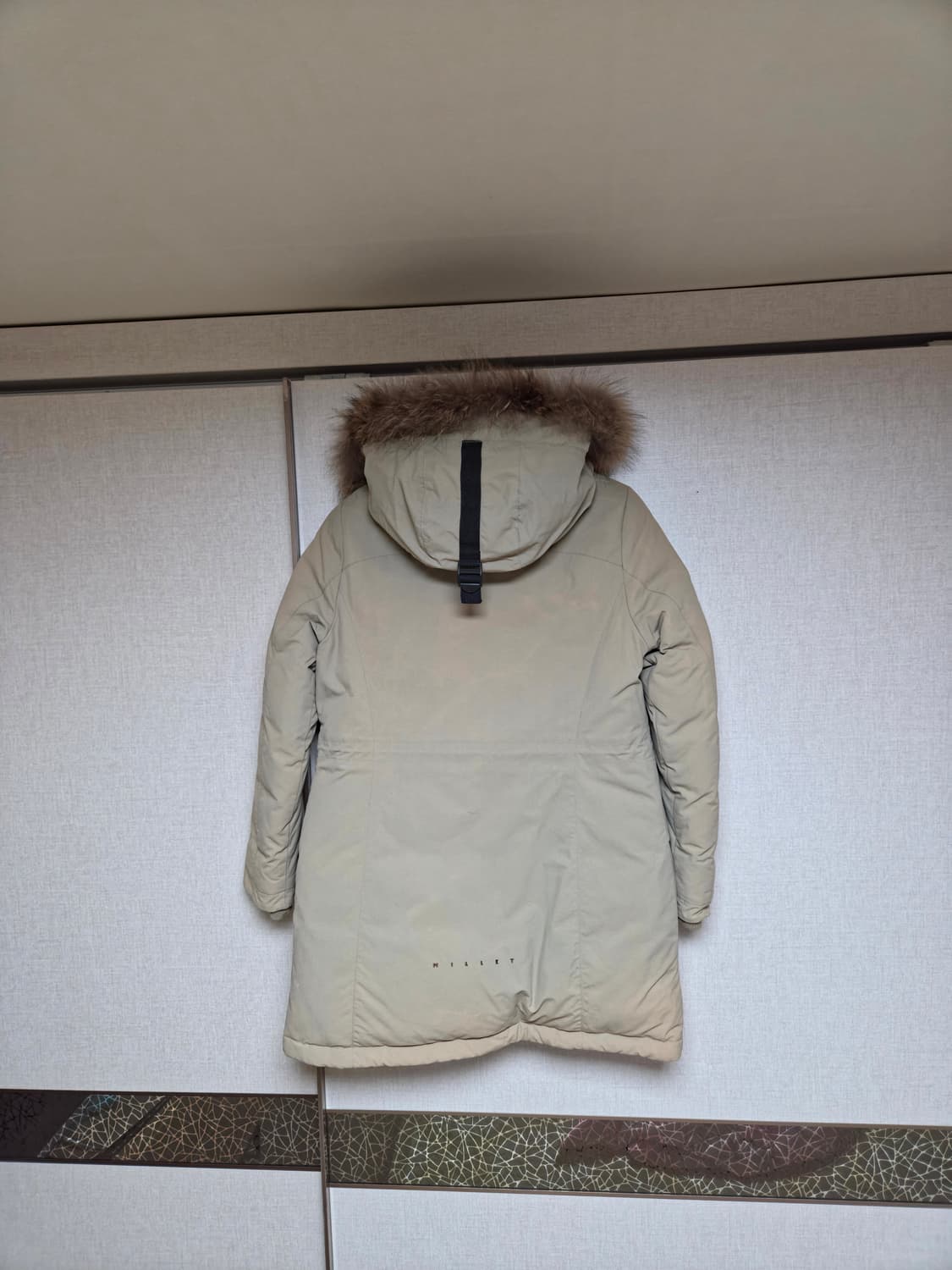 밀레 RSC  다운패딩 95(사진색상 빛노출) 상품이미지3