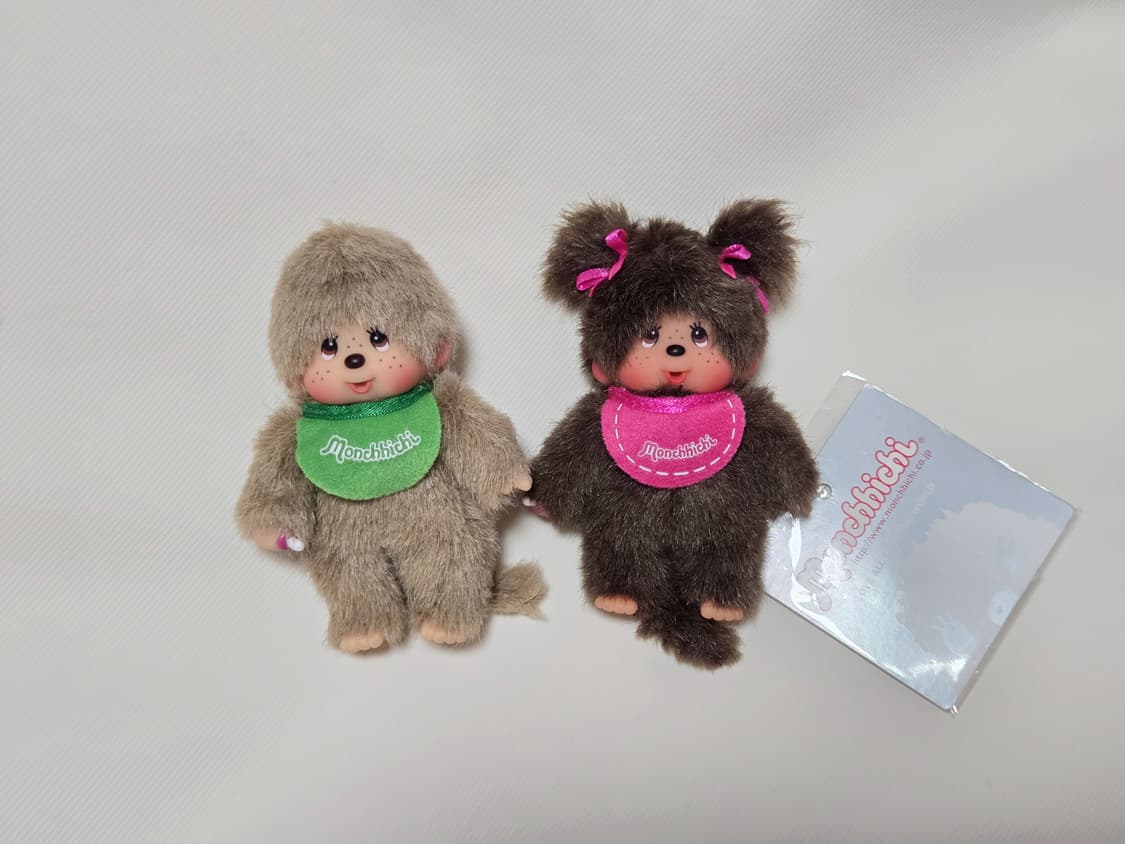 몬치치 양갈래 . 녹색 턱받이 남여 키링 상품이미지1