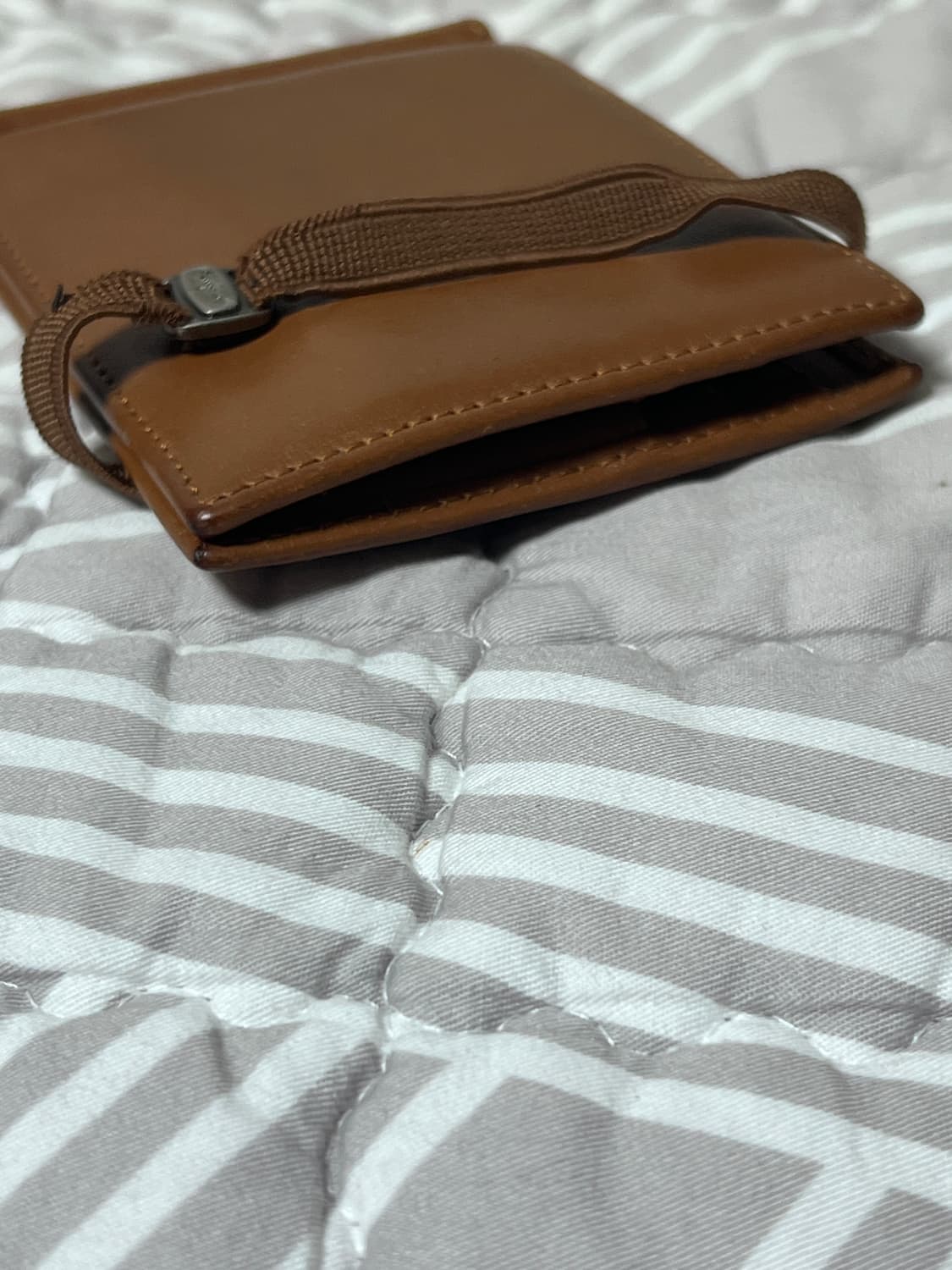 페라가모 반지갑(스트랩) 상품이미지4