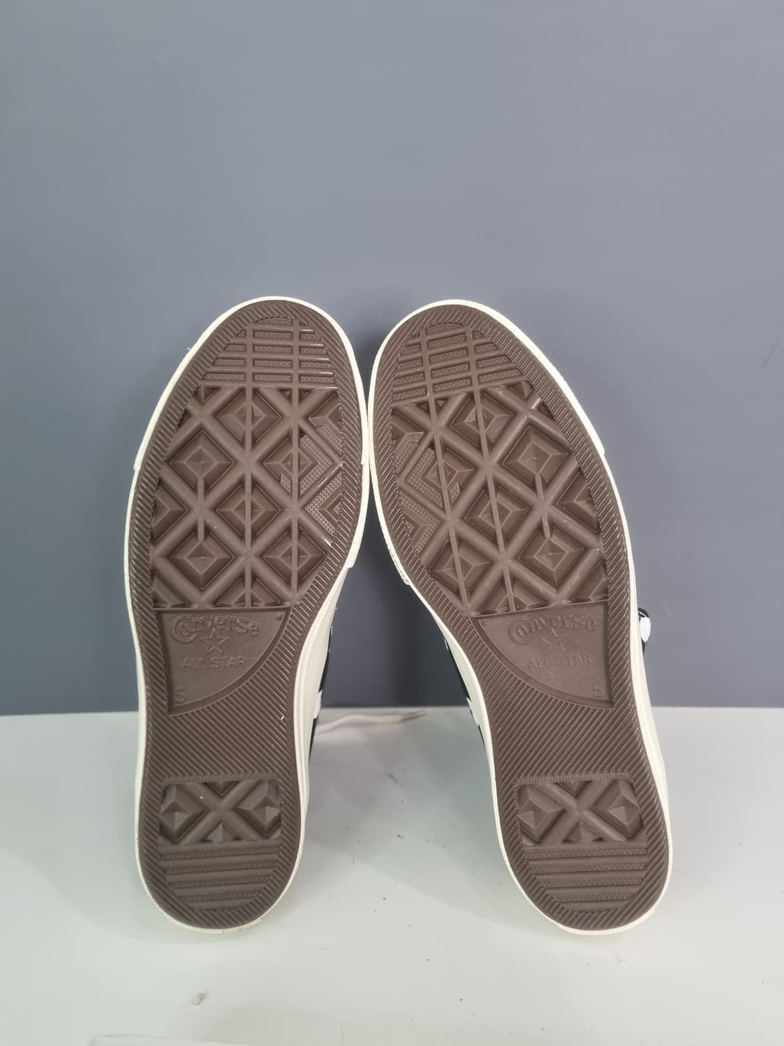 240 꼼데가르송 컨버스 도트 하이 상품이미지7