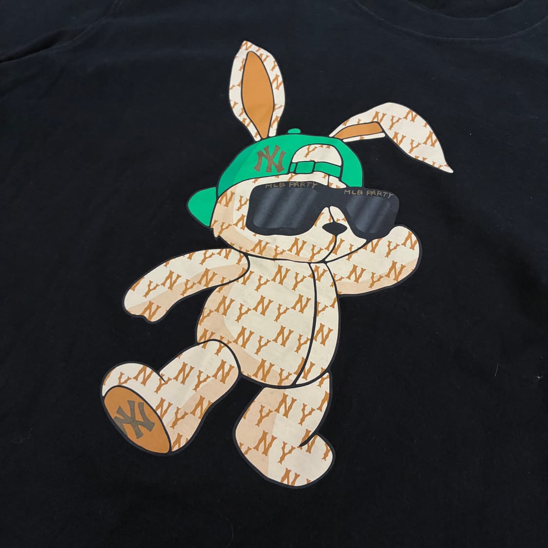 MLB 토끼 반팔티 블랙  상품이미지2