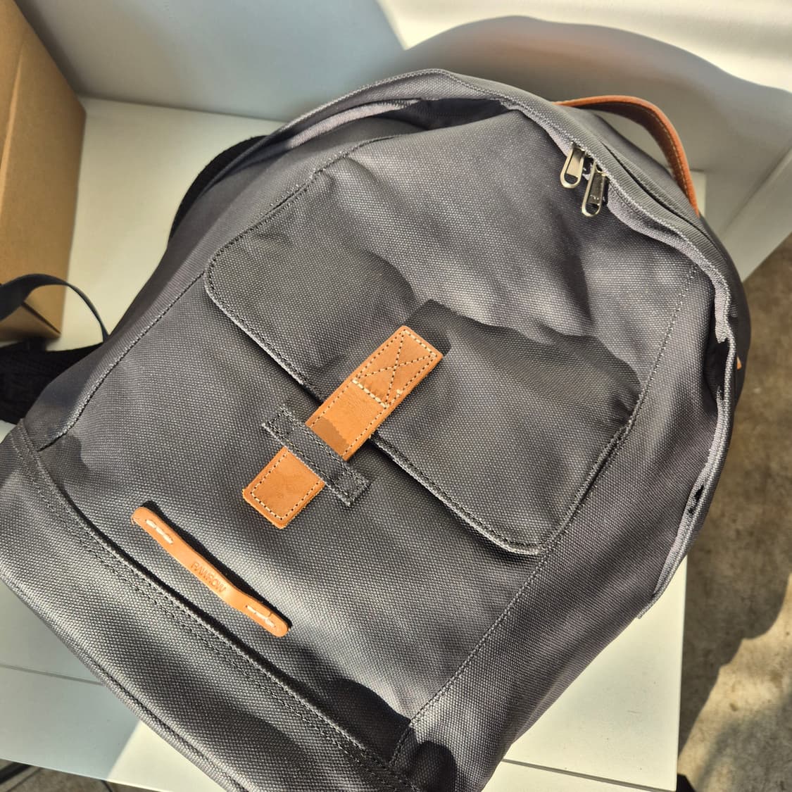 로우로우 가죽 손잡이 코팅 캔바스 백팩 상품이미지2