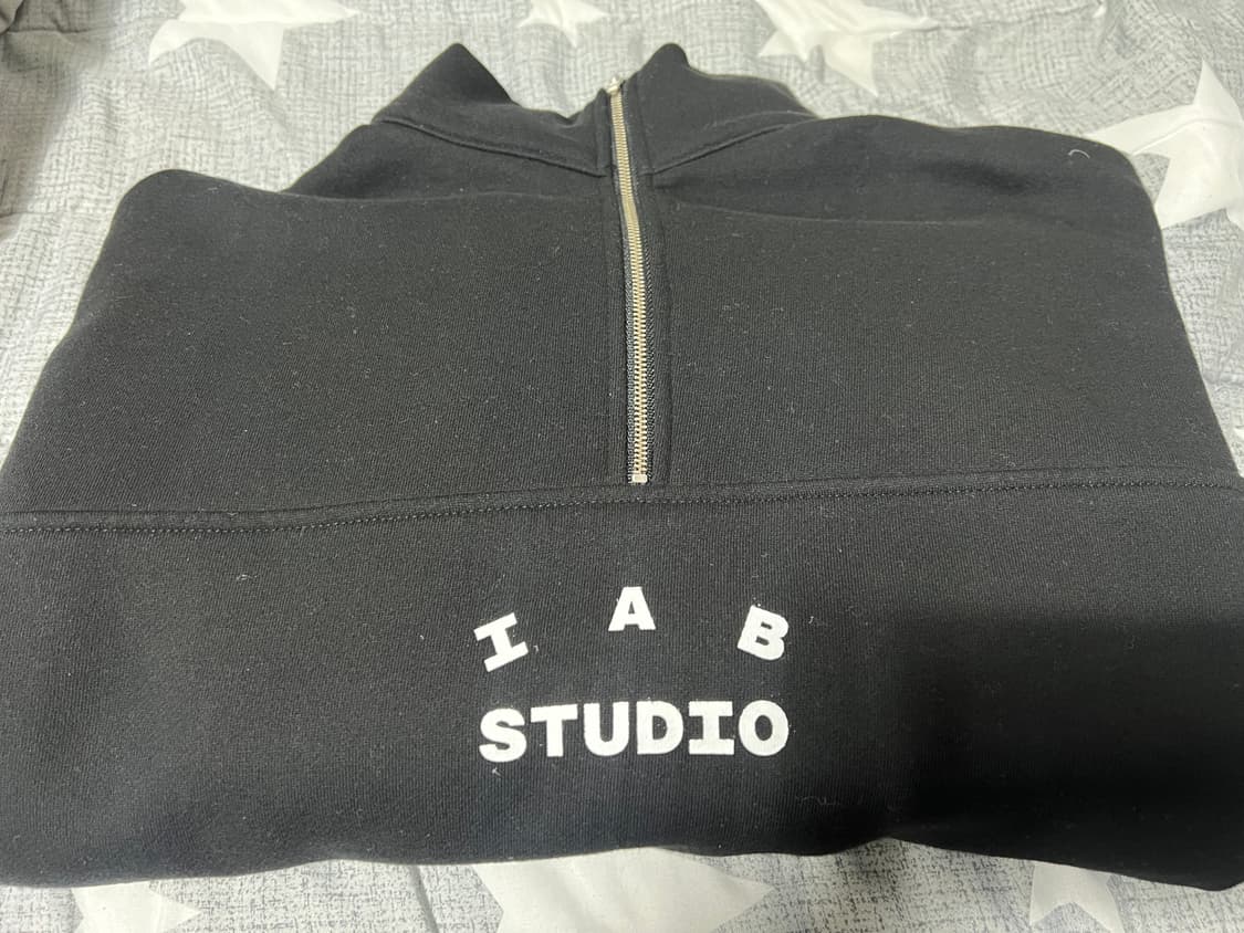 아이앱 하프집업 블랙 라지 상품이미지1