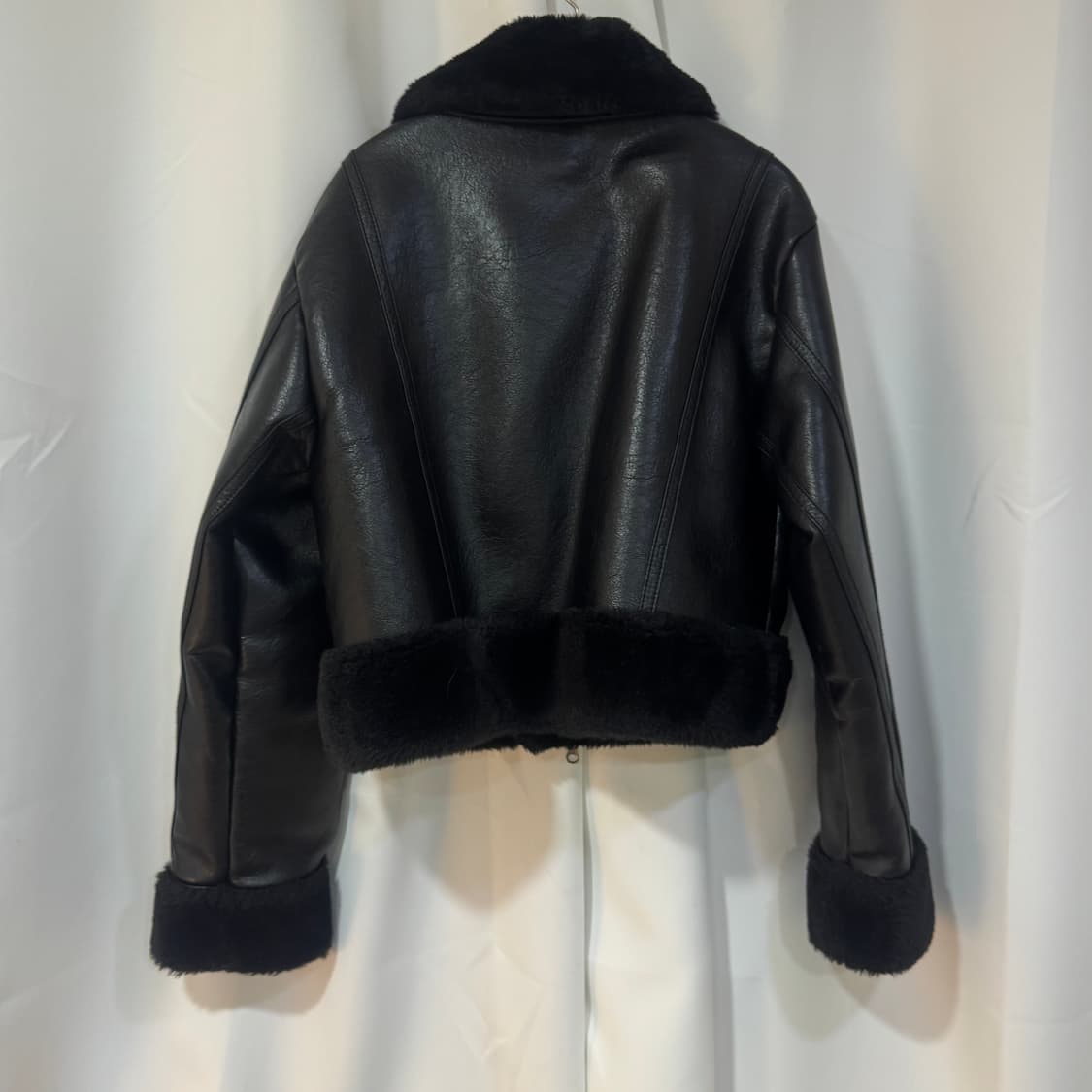 보헤미안 서울 무스탕 블랙 상품이미지2