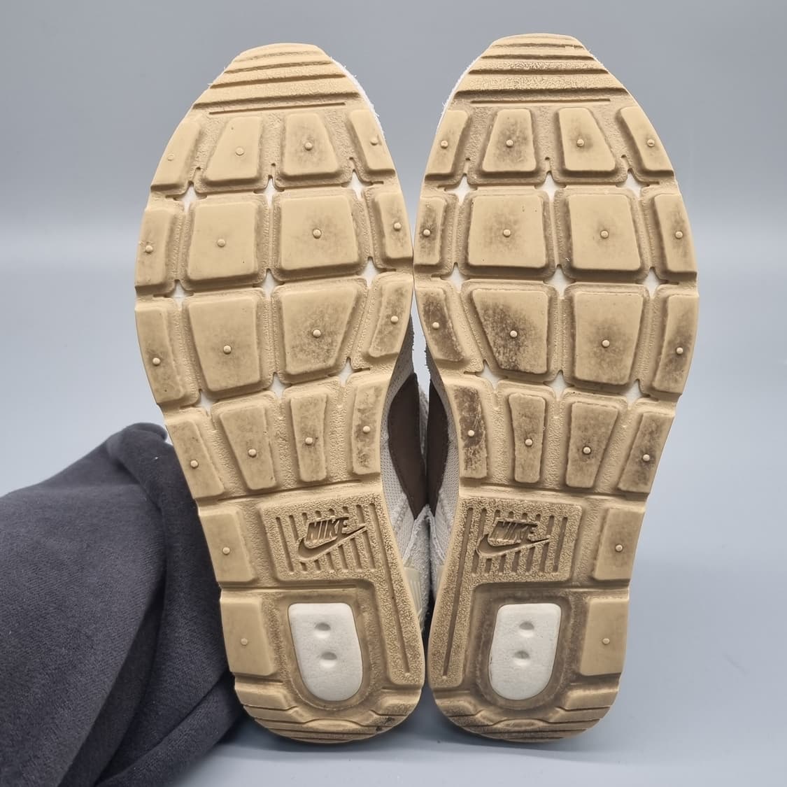 나이키 벤처러너 여성운동화240 상품이미지3