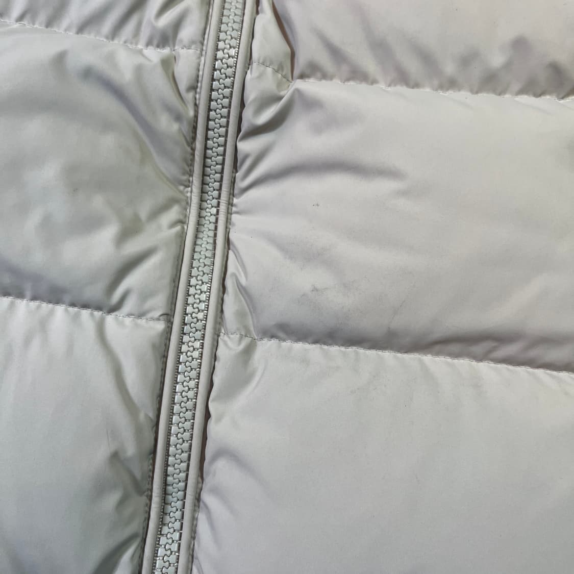 게스 우먼 숏 패딩 상품이미지7