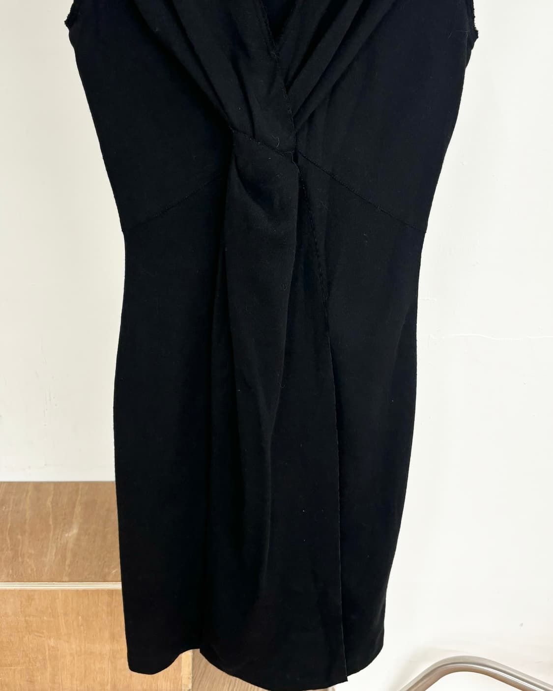 펜디 드레이프 디테일 블랙 미디 원피스 상품이미지5