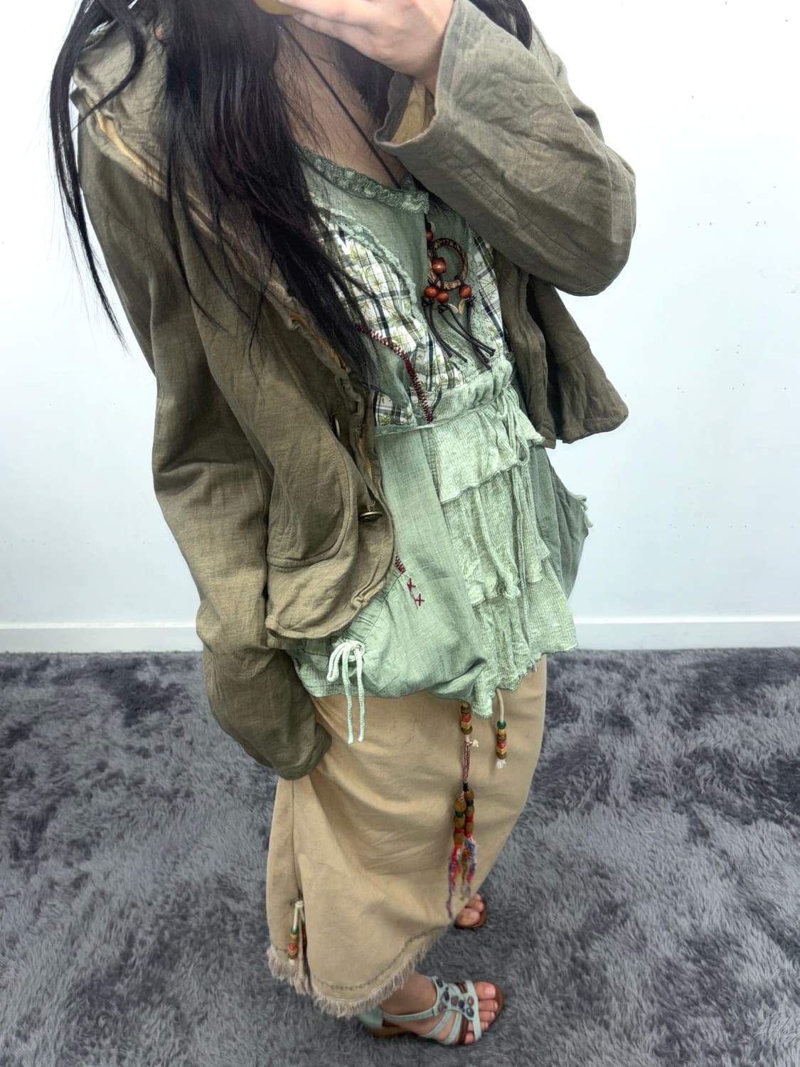 프릴 와이어 카라 투버튼 자켓 상품이미지1