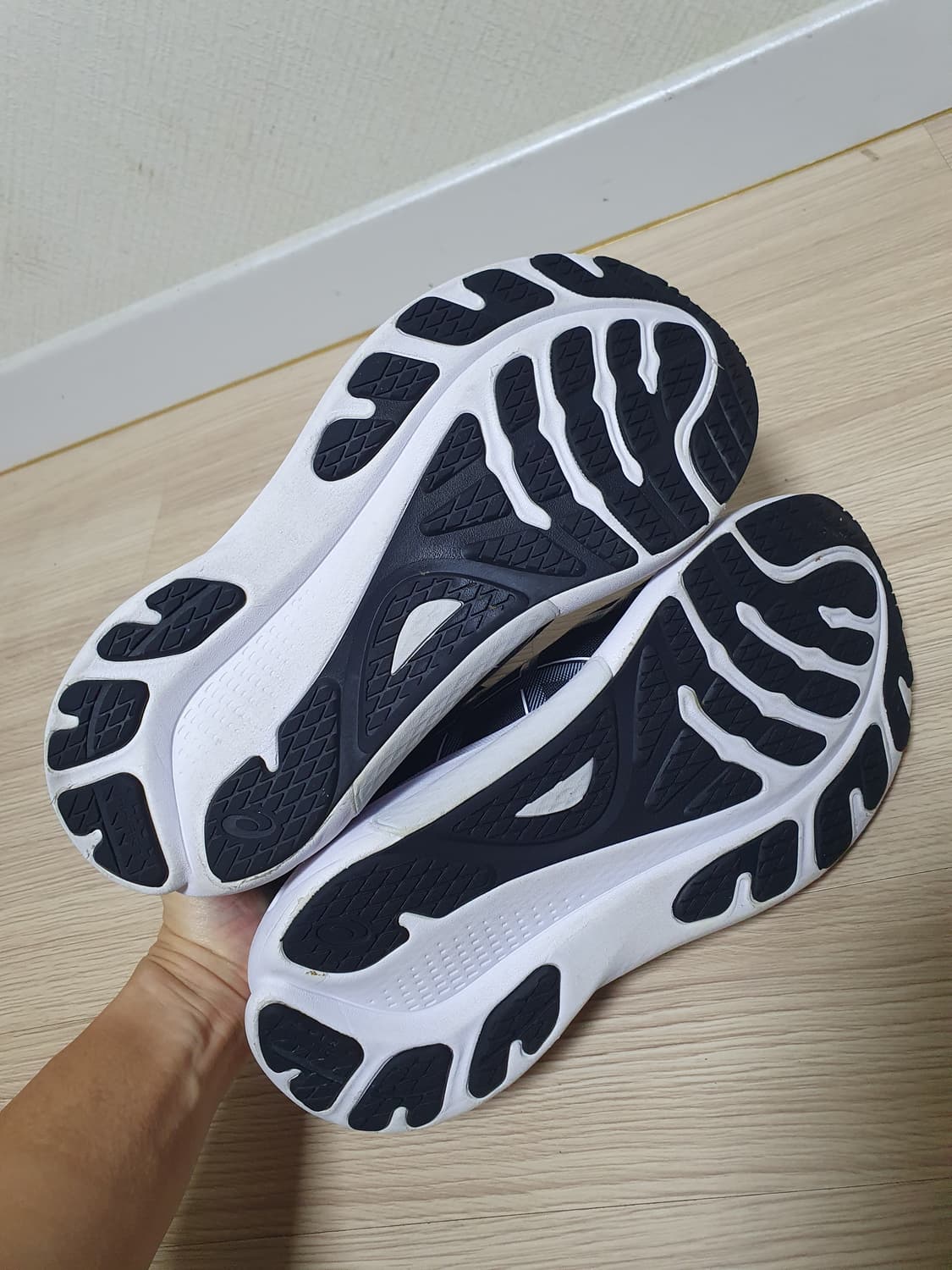 아식스 젤 카야노 30 블랙 와이드 운동화 265 상품이미지7