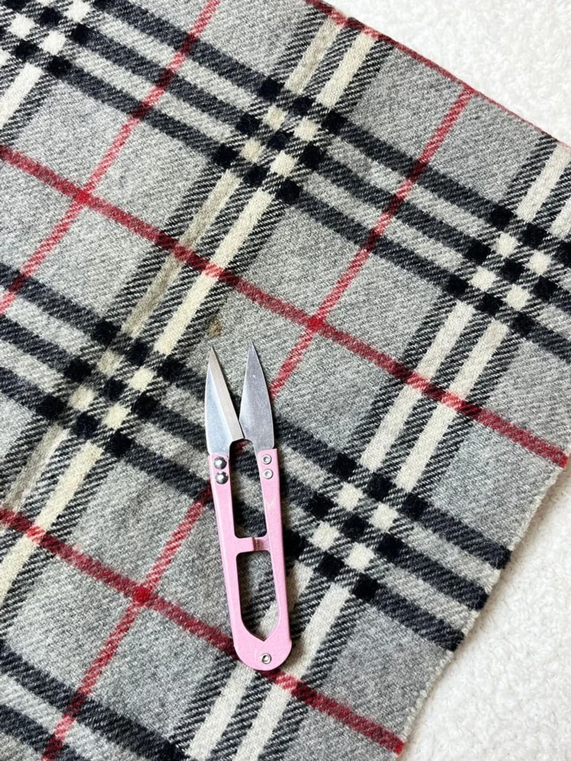 버버리 90's 램스울 노바체크 시그니처 목도리 A1668    상품이미지7