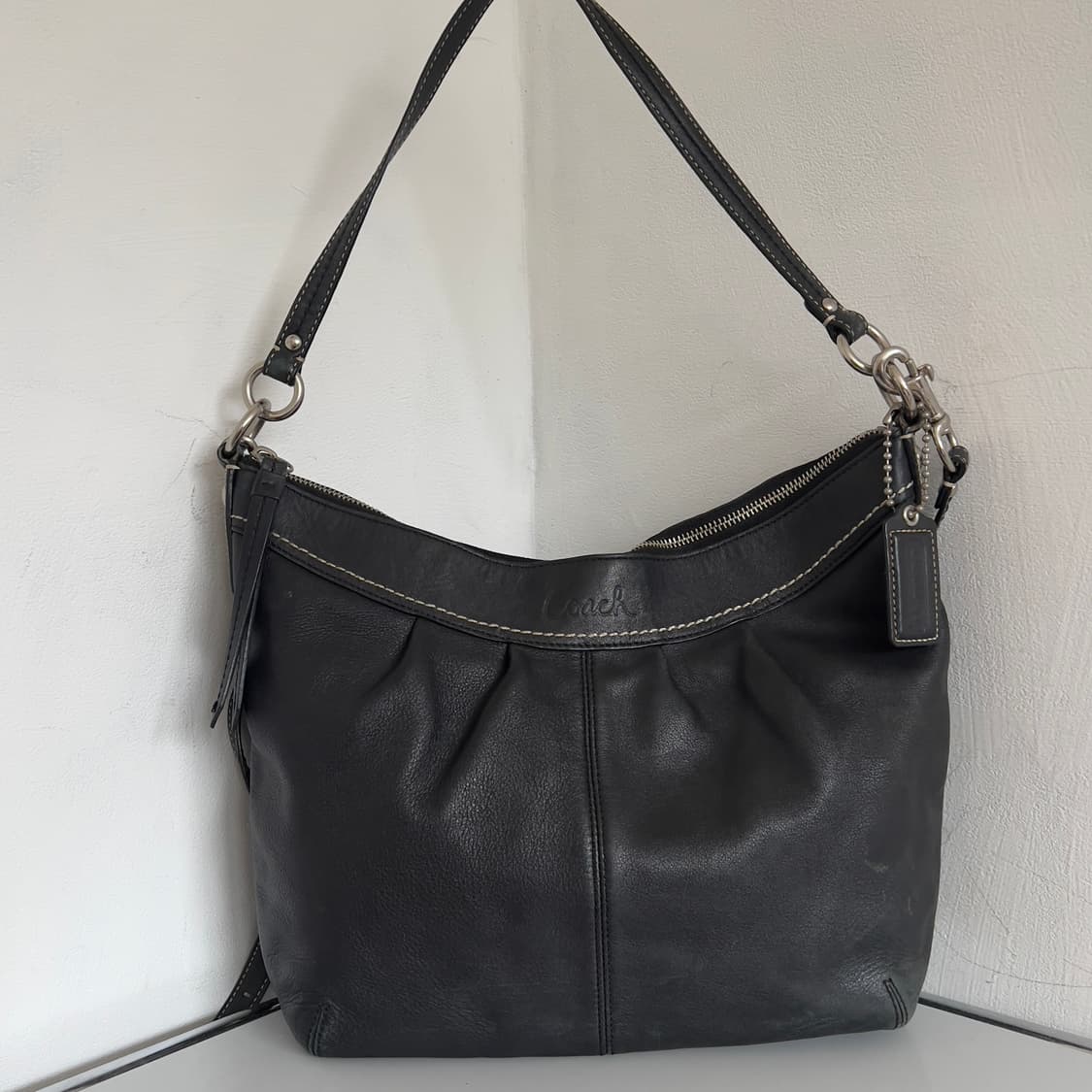 Coach leather shoulder bag 상품이미지1