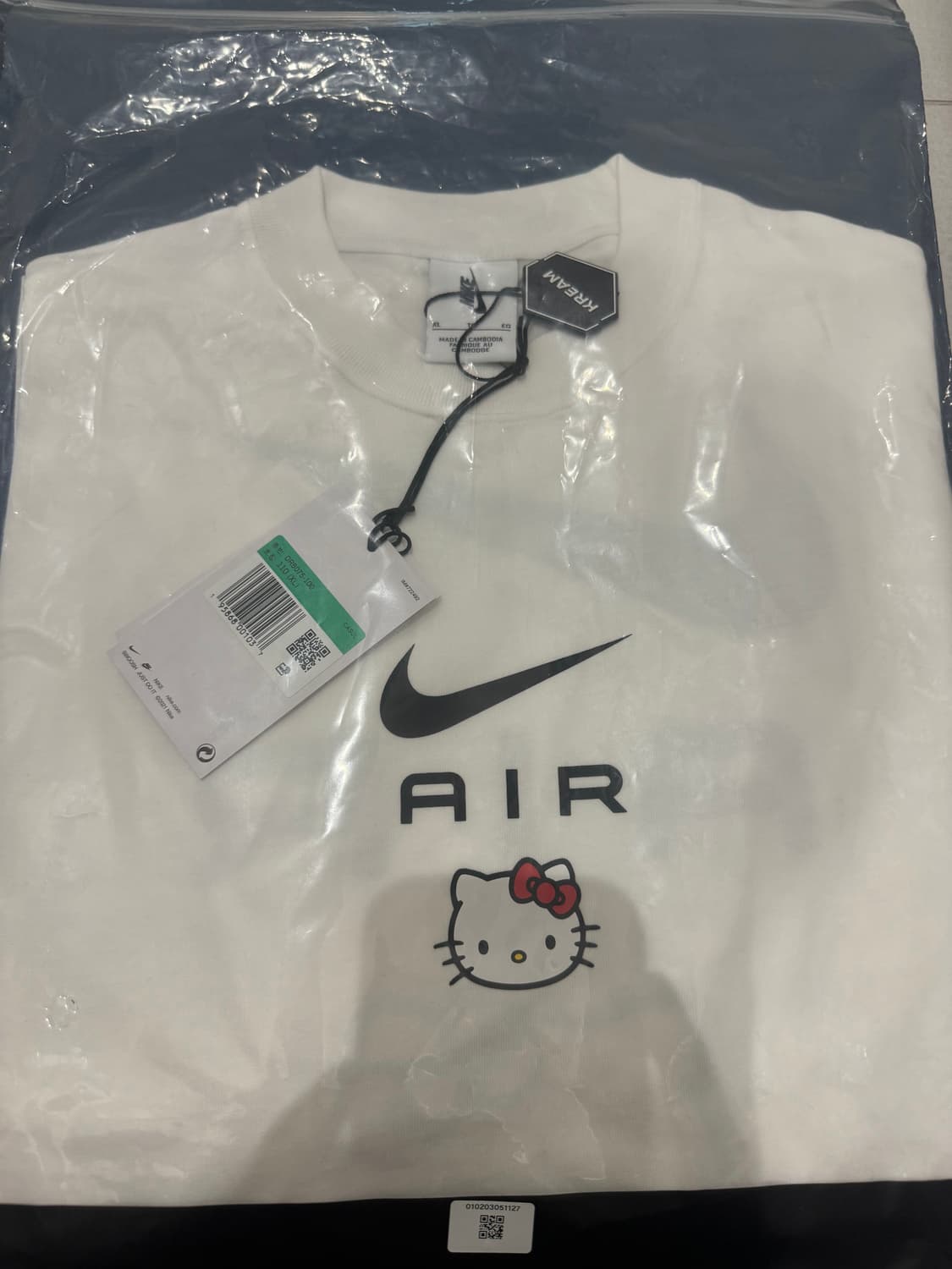 나이키x헬로키티 콜라보 반팔 티셔츠 새제품 상품이미지2