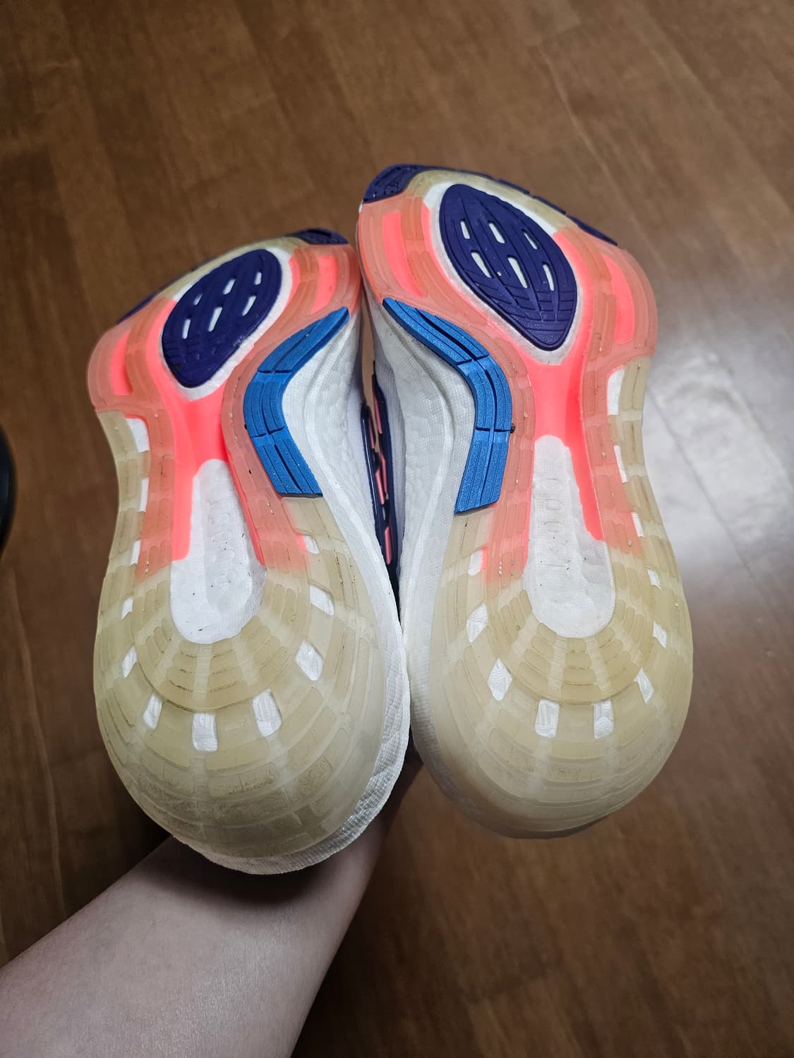 아디다스 울트라부스트22  240 상품이미지4