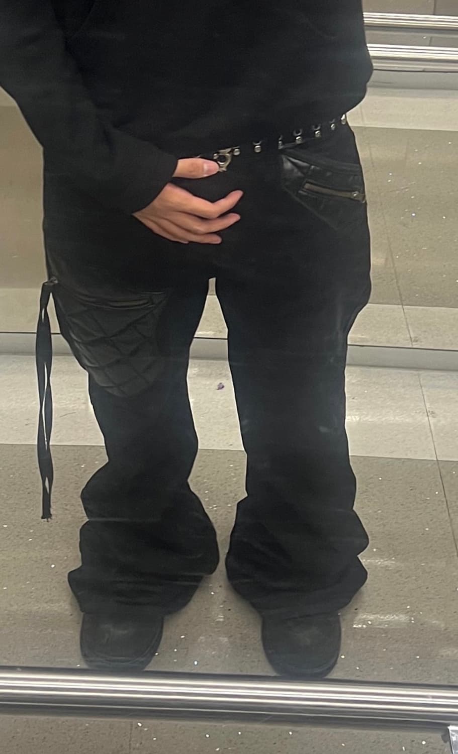 Emostanceclub 레더 패치 플레어진  상품이미지3