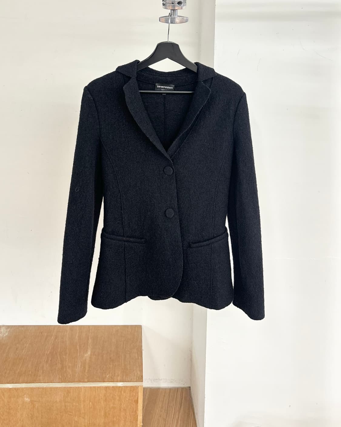 엠포리오 아르마니 블랙 부클레 자켓 상품이미지1