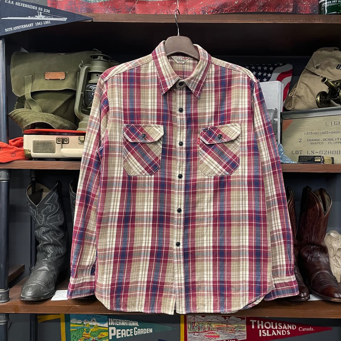 리바이스 레드 탭 캐쥬얼 멀티 체크 포켓 셔츠 상품이미지1