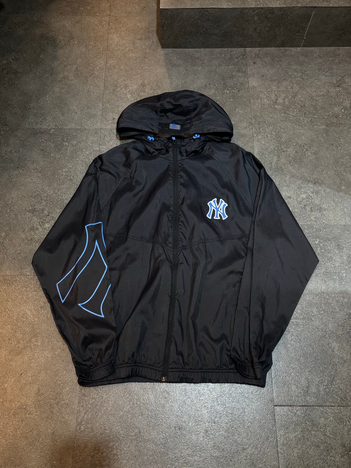 MLB 바람막이 잠바 M사이즈 상품이미지2