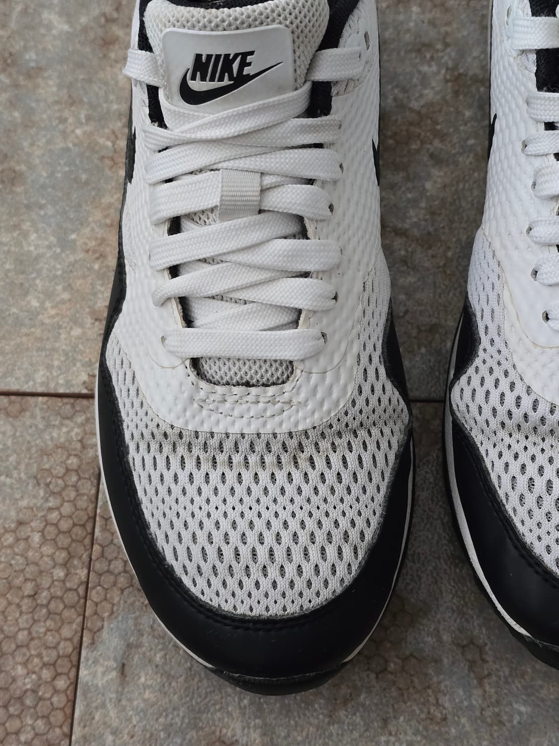 (235)나이키 에어맥스 1 g 흰검  상품이미지3
