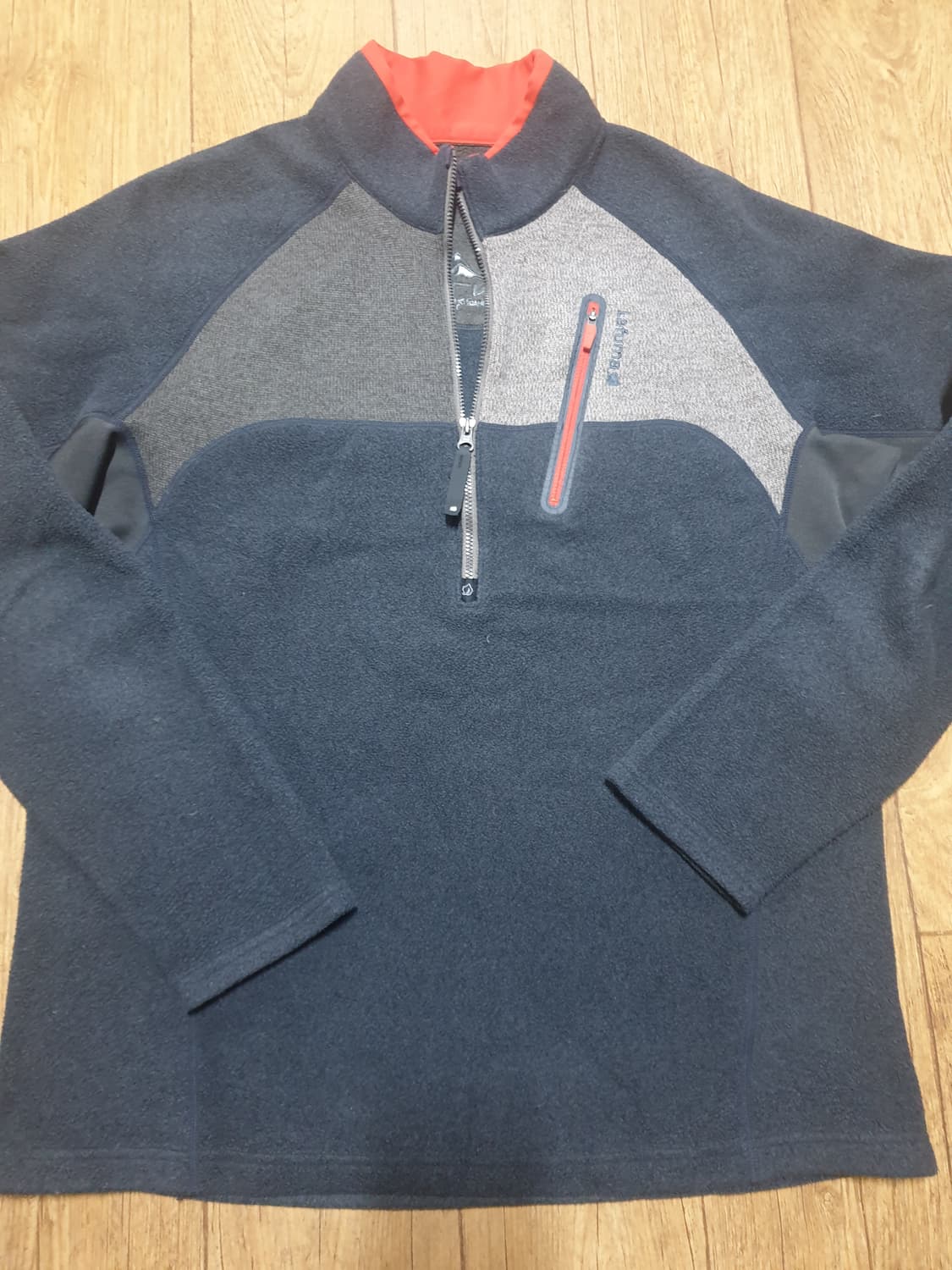 라푸마 아웃도어 반집업 105 사이즈입니다 상품이미지2