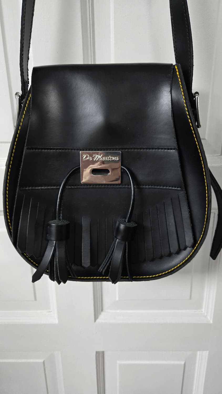 닥터마틴 테슬 레더백 상품이미지2