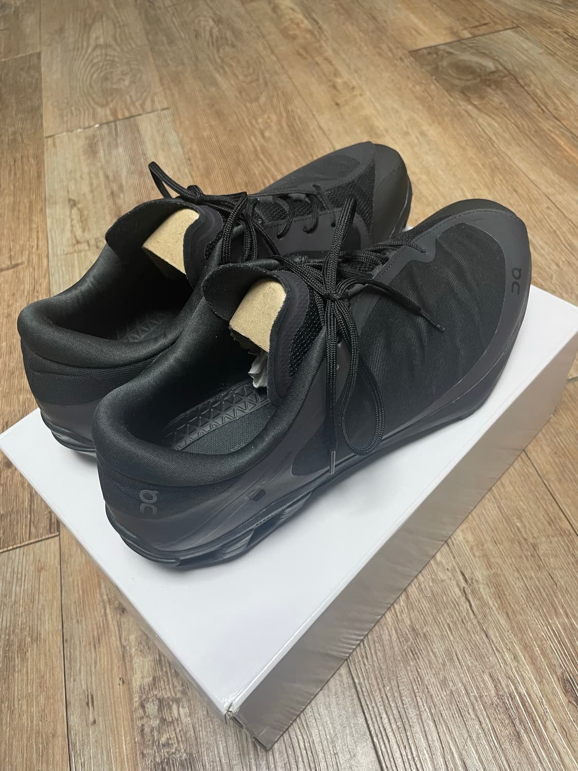 On x paf 클라우드벤처 블랙 285 상품이미지3