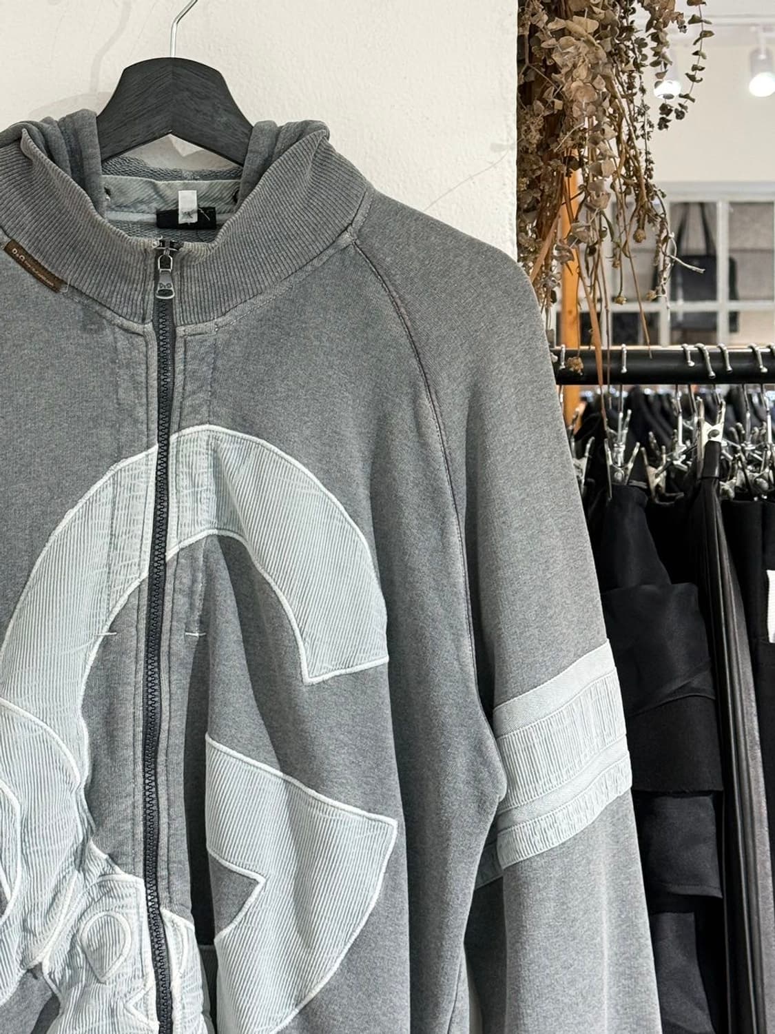 돌체앤가바나 그레이 빅 로고 후드 집업 상품이미지3