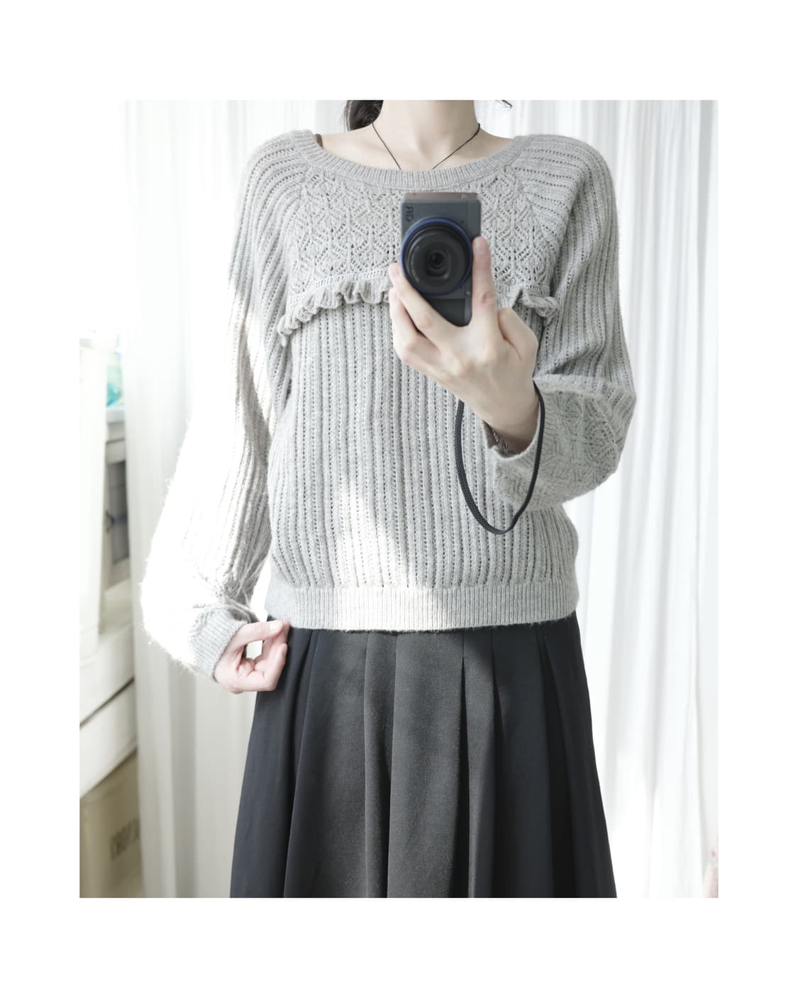 Light grey frill knit  상품이미지1