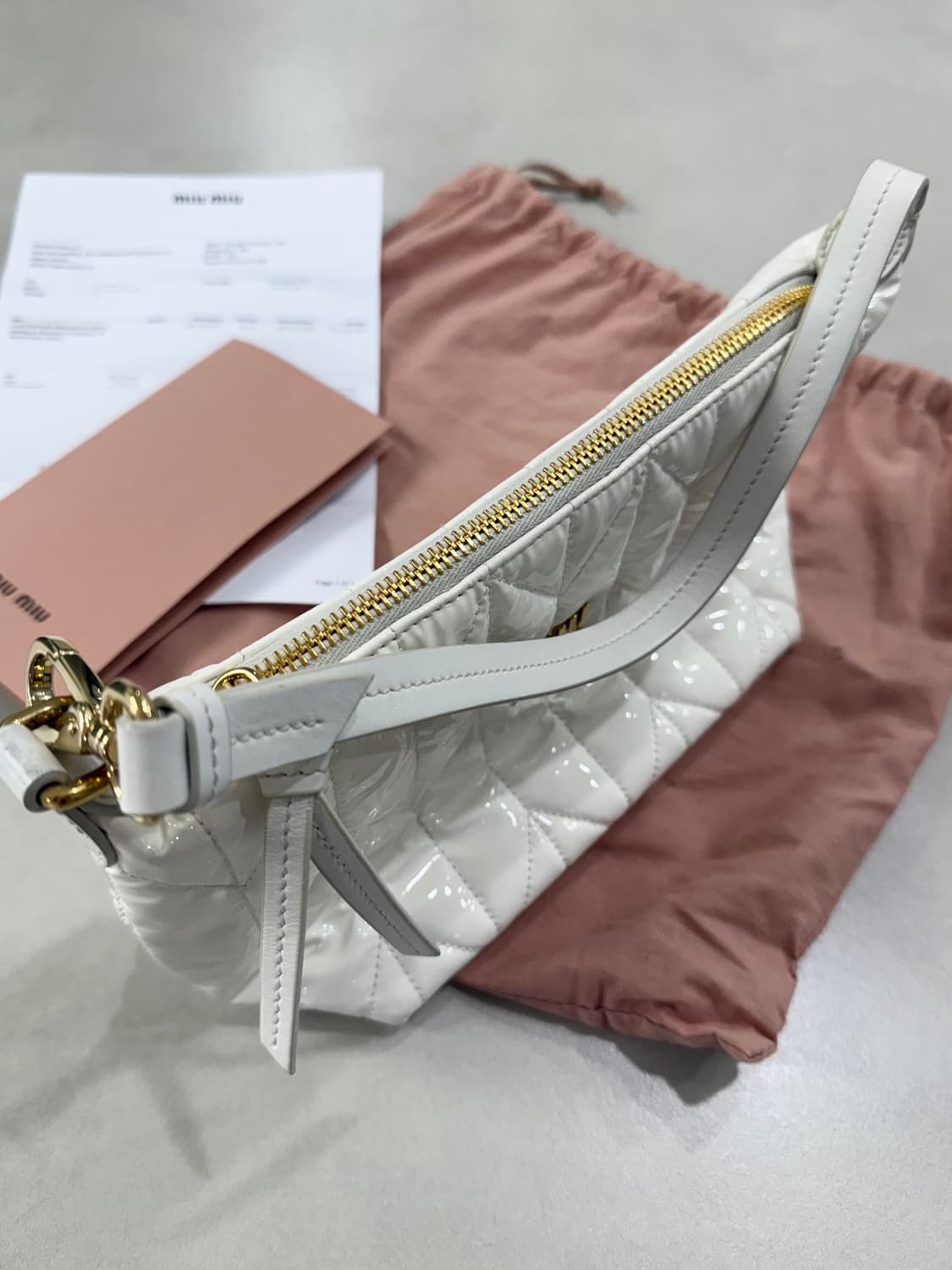 미우미우 스피릿 마테라쎄 시레 페이던트 미니 상품이미지3