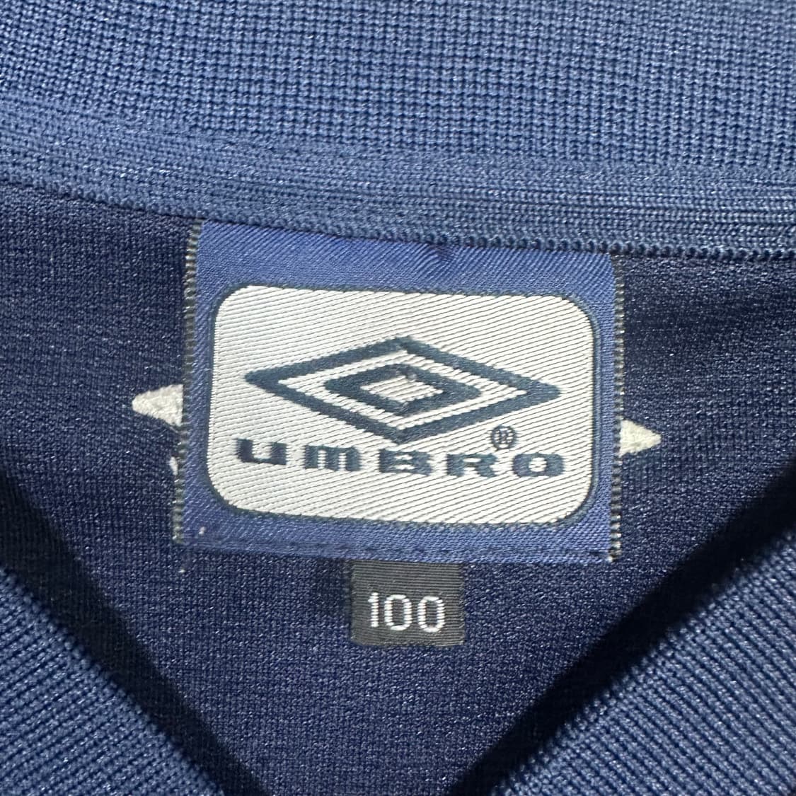 ✨ (바배) 엄브로 올드스쿨 빅로고 롱슬리브 맨투맨 상품이미지3