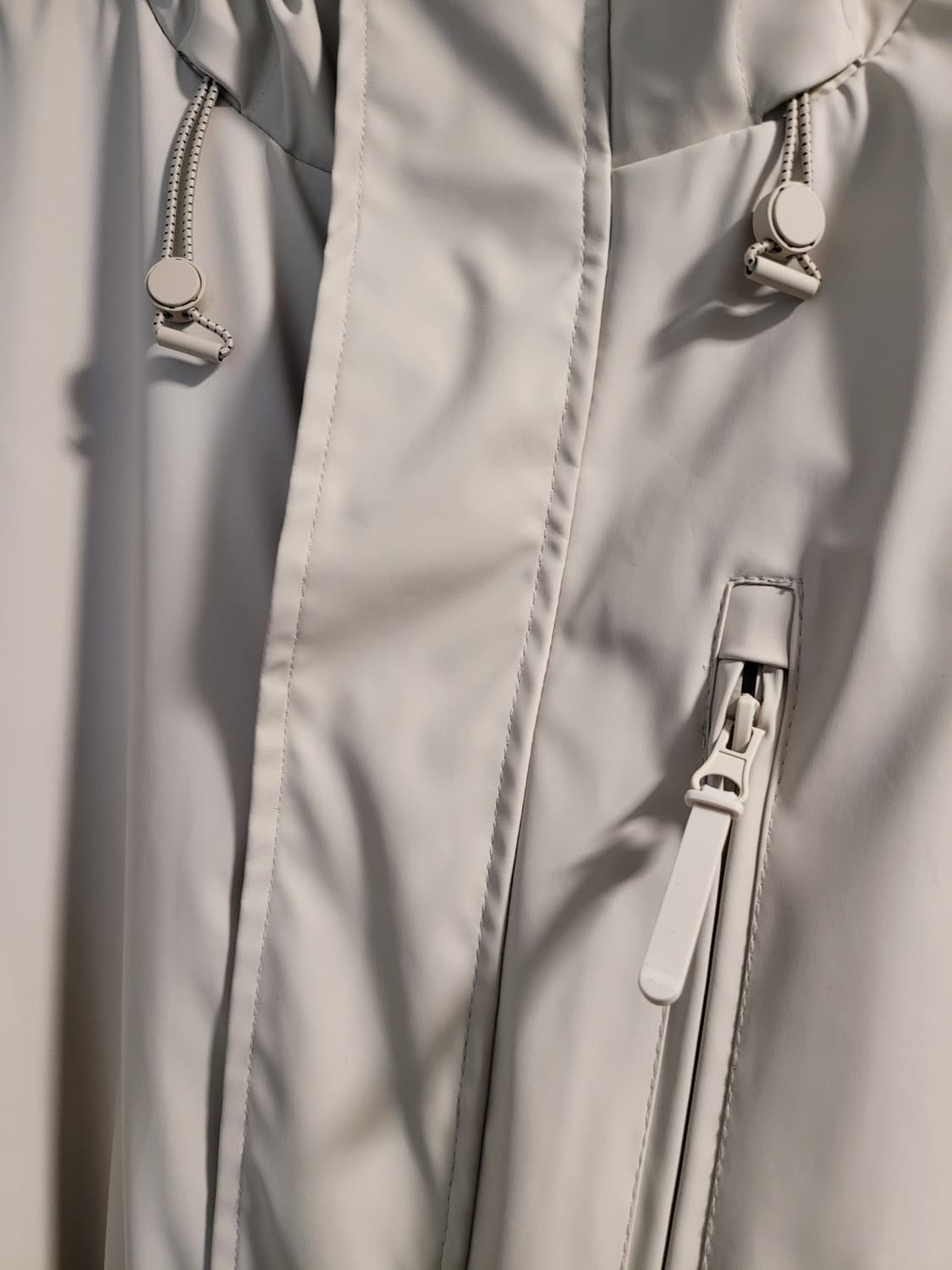 XL 비 오는 날도, 찬 바람 부는 날도 끄떡없는 ‘자라 러버 코팅 믹스 상품이미지7