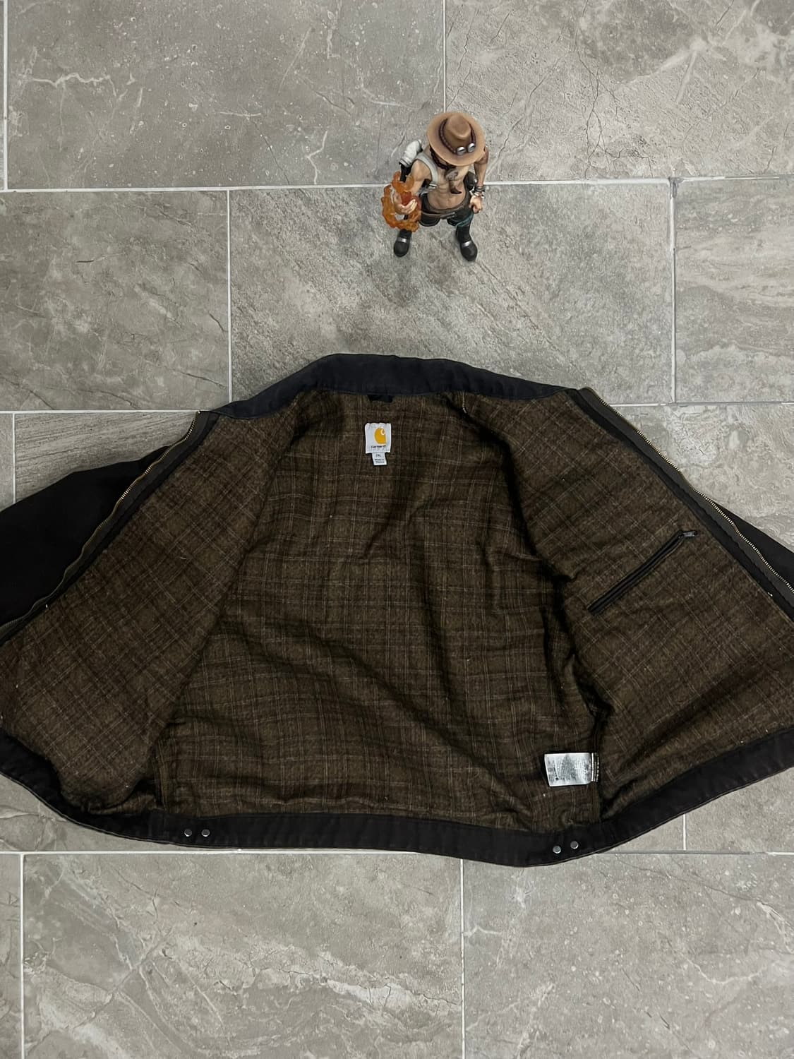 (2XL) 칼하트 디트로이트 자켓 J97 DKB 다크브라운 상품이미지3