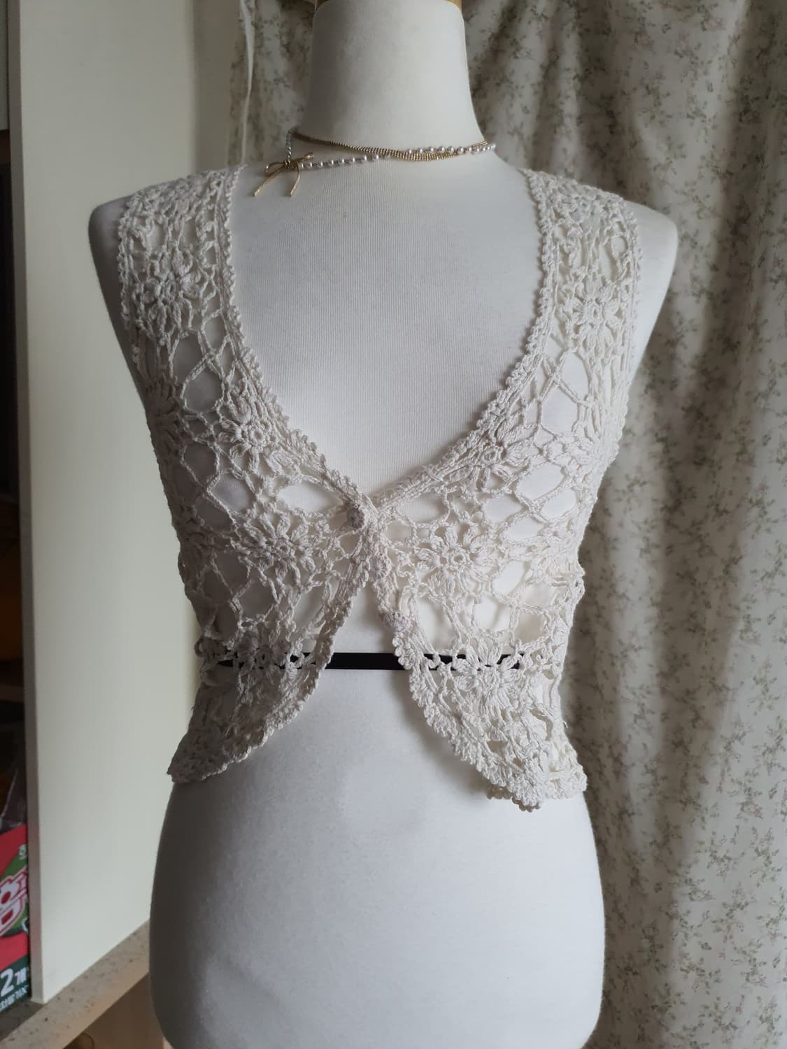 [모리걸] 아이보리색 크로셰 뜨개 조끼 상품이미지1