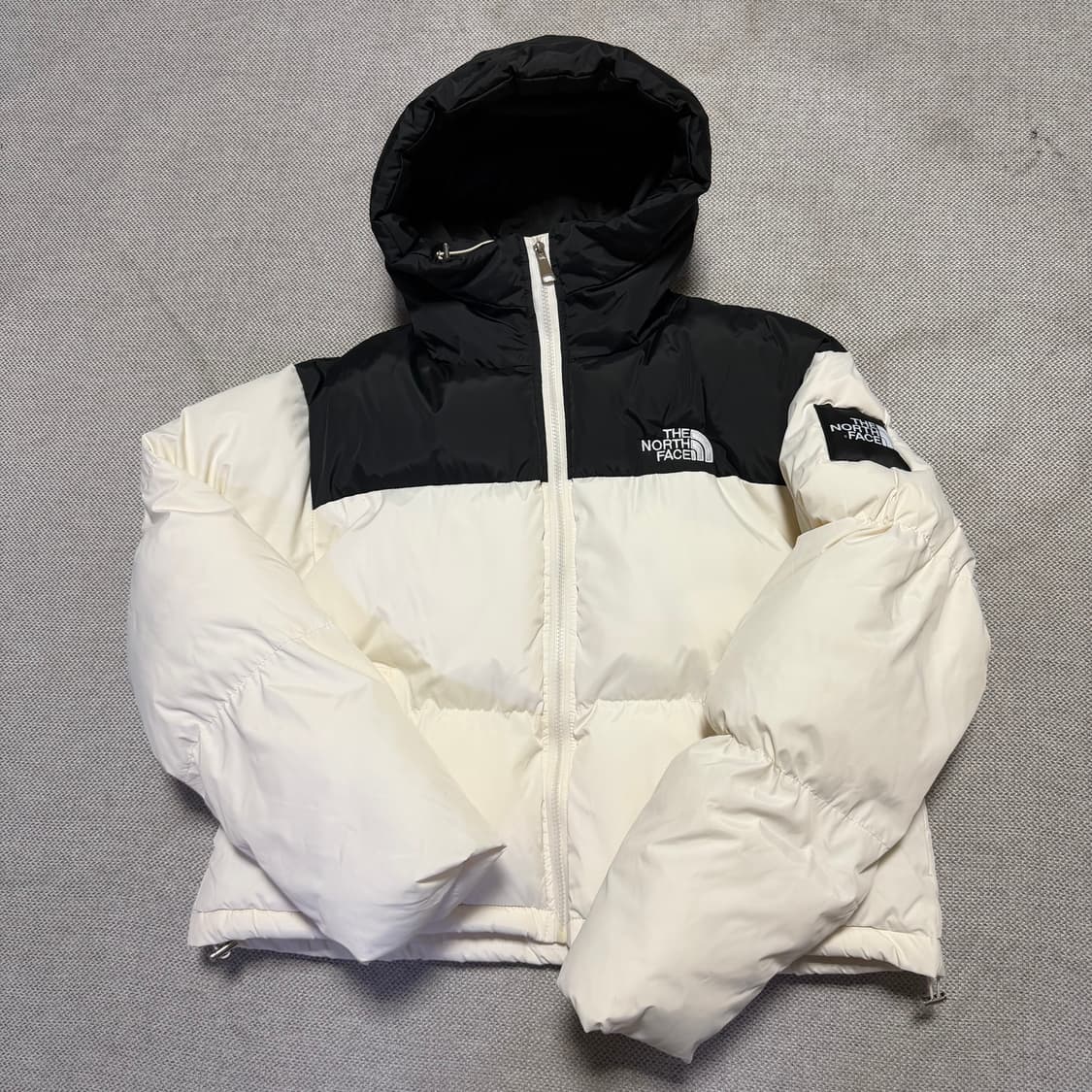 노스페이스 사이드로고 숏패딩 상품이미지1