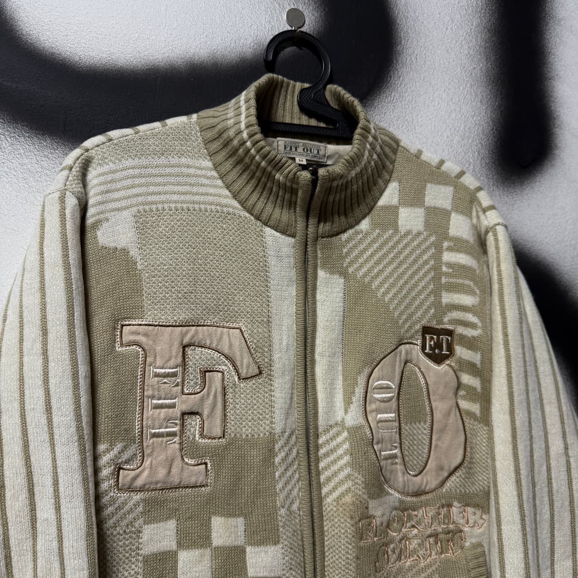 VTG 빈티지 울 혼방 자수 디테일 니트 바시티 자켓 상품이미지3