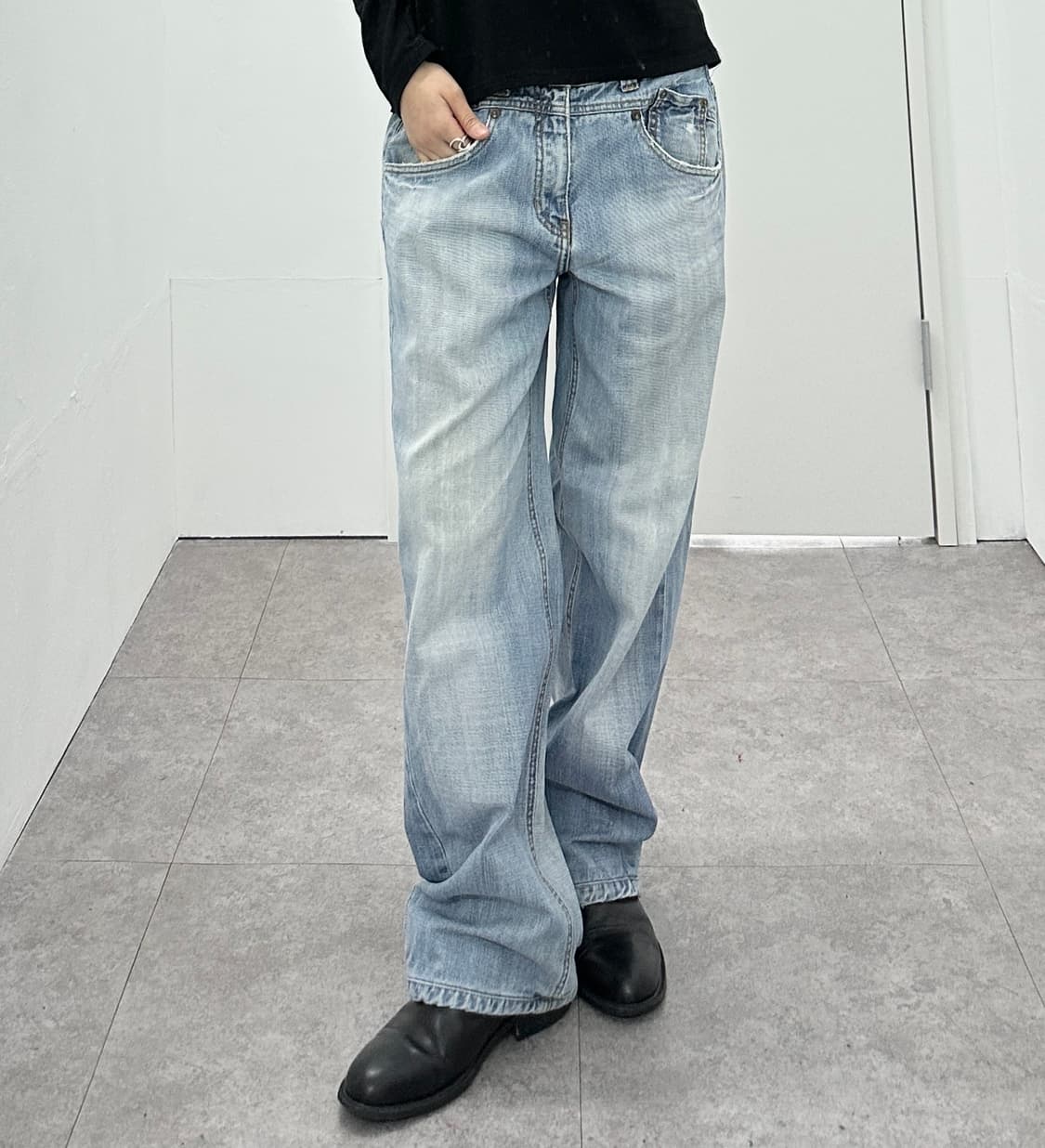 Vintage sagging back patch denim pants  상품이미지2