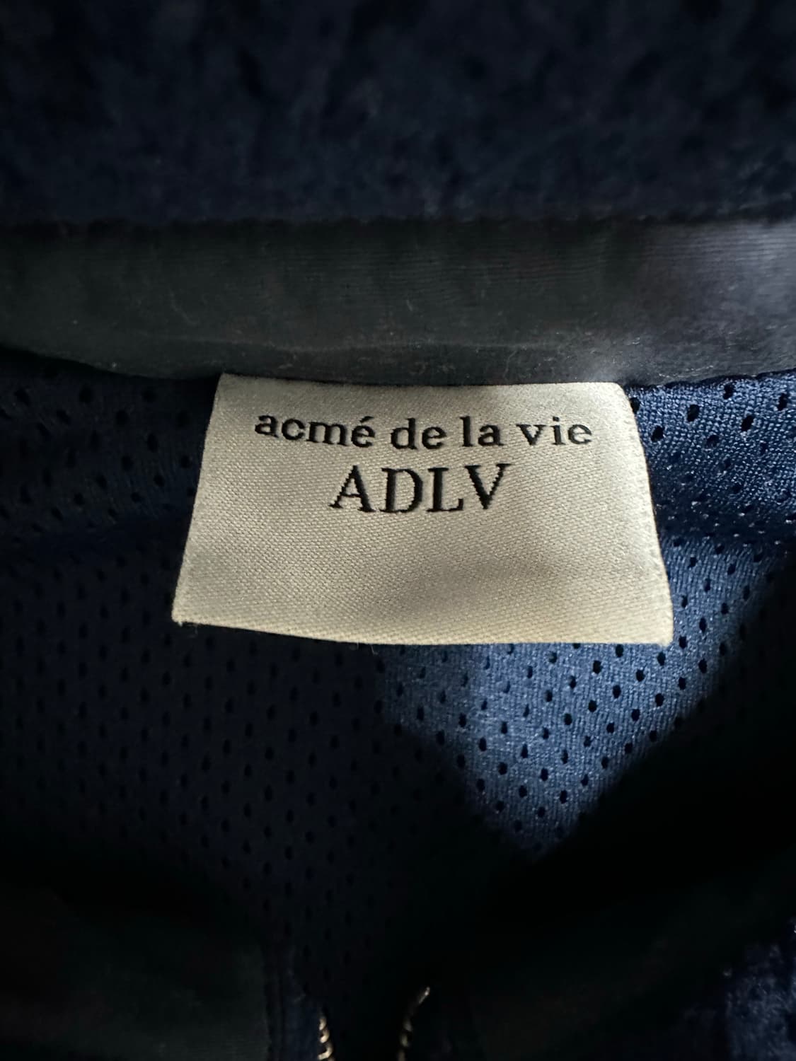 아크메드라비 뽀글이 네이비 후리스 자켓 상품이미지5