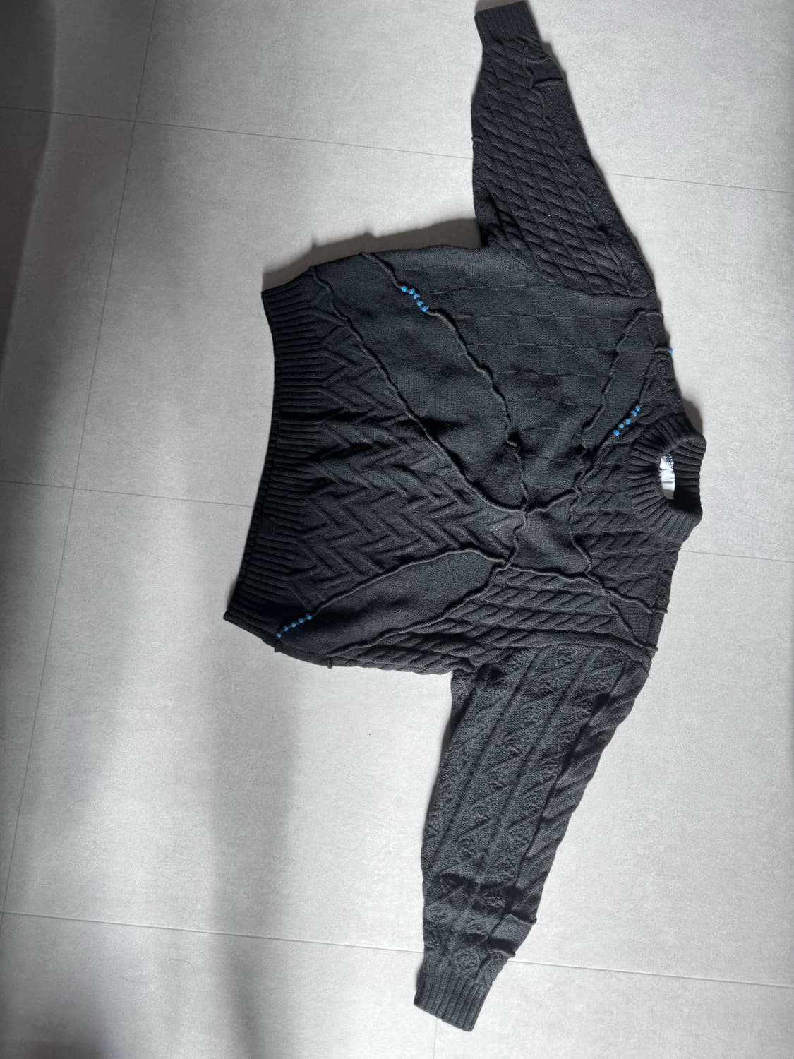 자라x아더에러 니트 상품이미지1