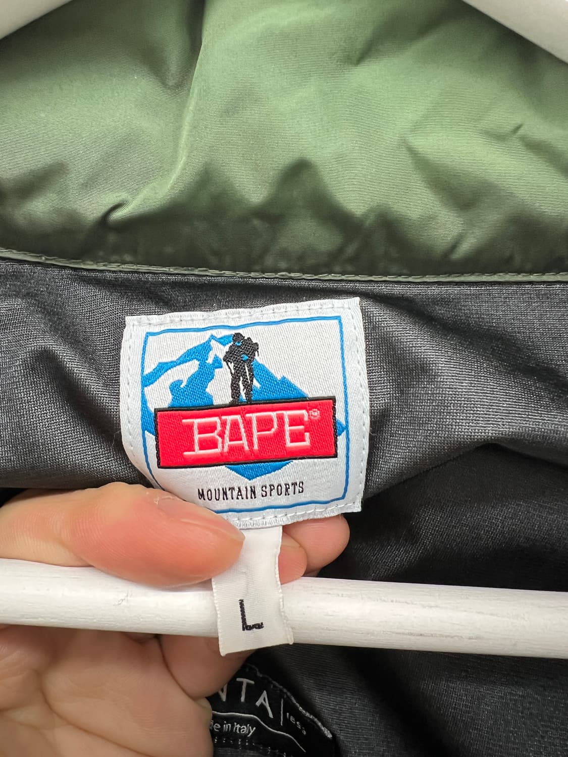 베이프 패딩 상품이미지4