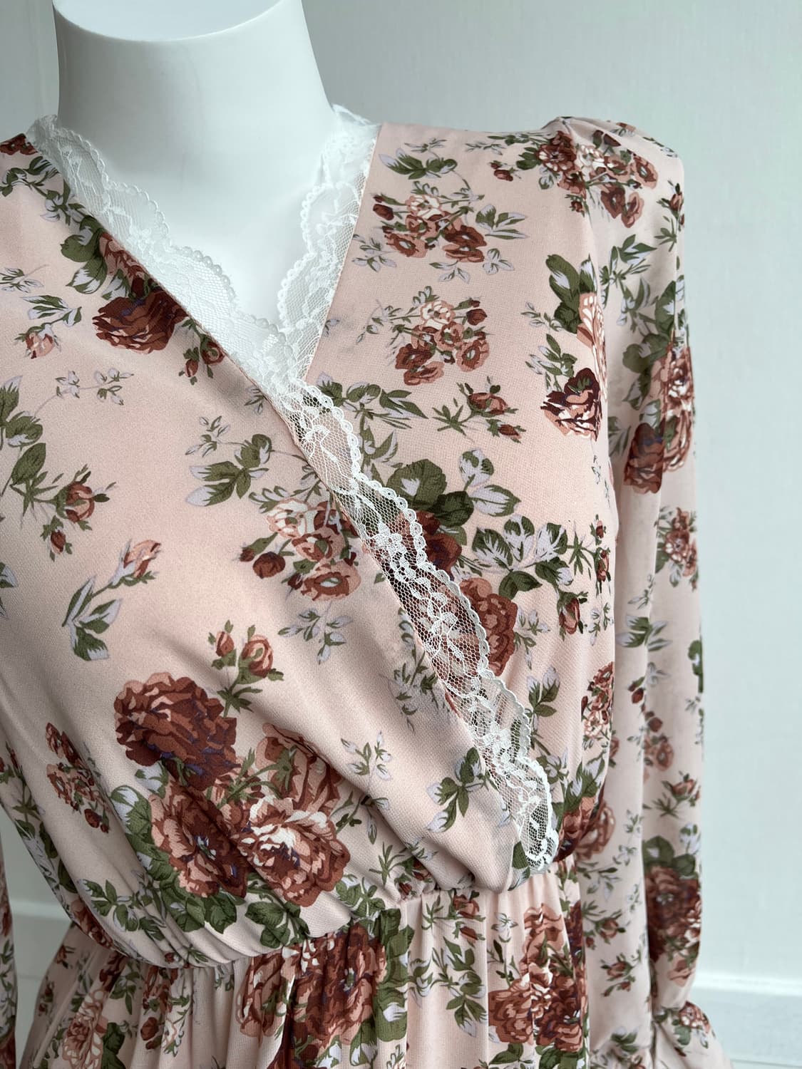 리리앤코 플로럴 러플 롱 원피스 상품이미지3