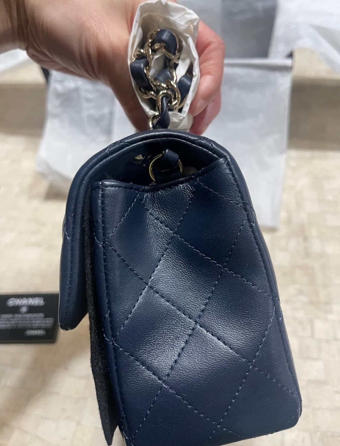샤넬 클래식 램스킨 미니백 네이비 상품이미지6