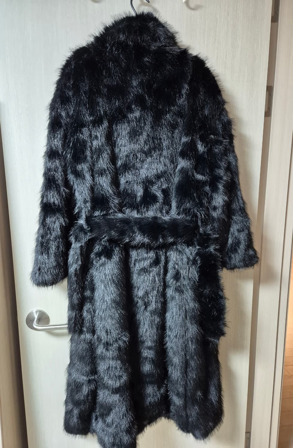 (새제품) 오도어 퍼자켓 에코퍼 롱코트 블랙 상품이미지5