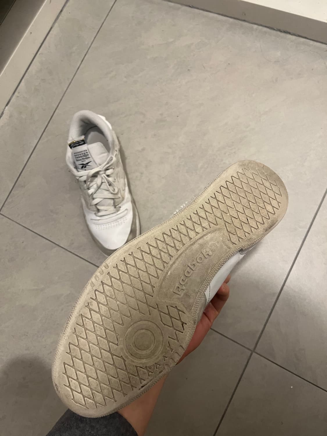 메종 마르지엘라 x 리복 클럽씨 285 상품이미지3