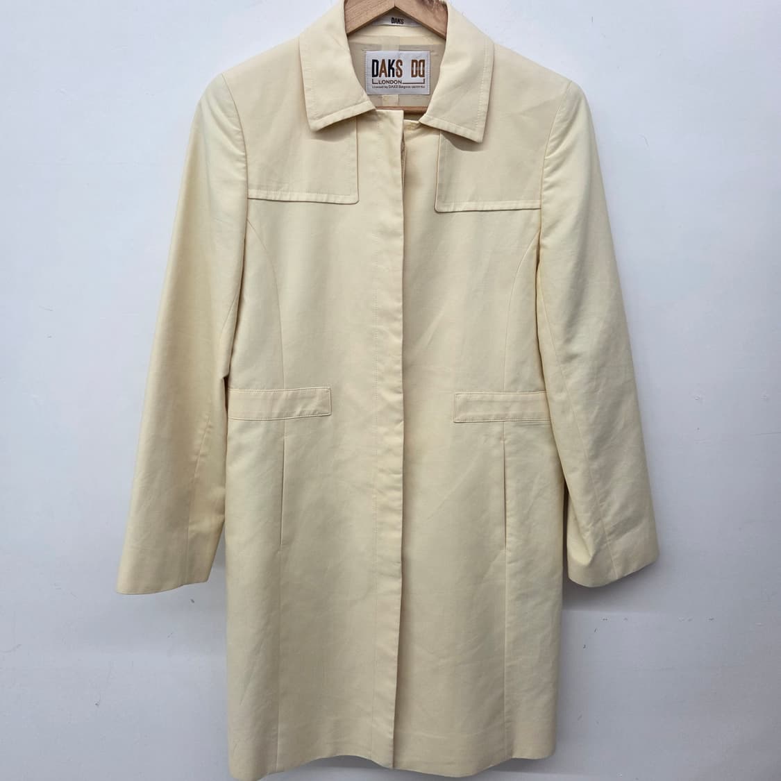 닥스 아이보리색 여성 코트 여m 상품이미지2