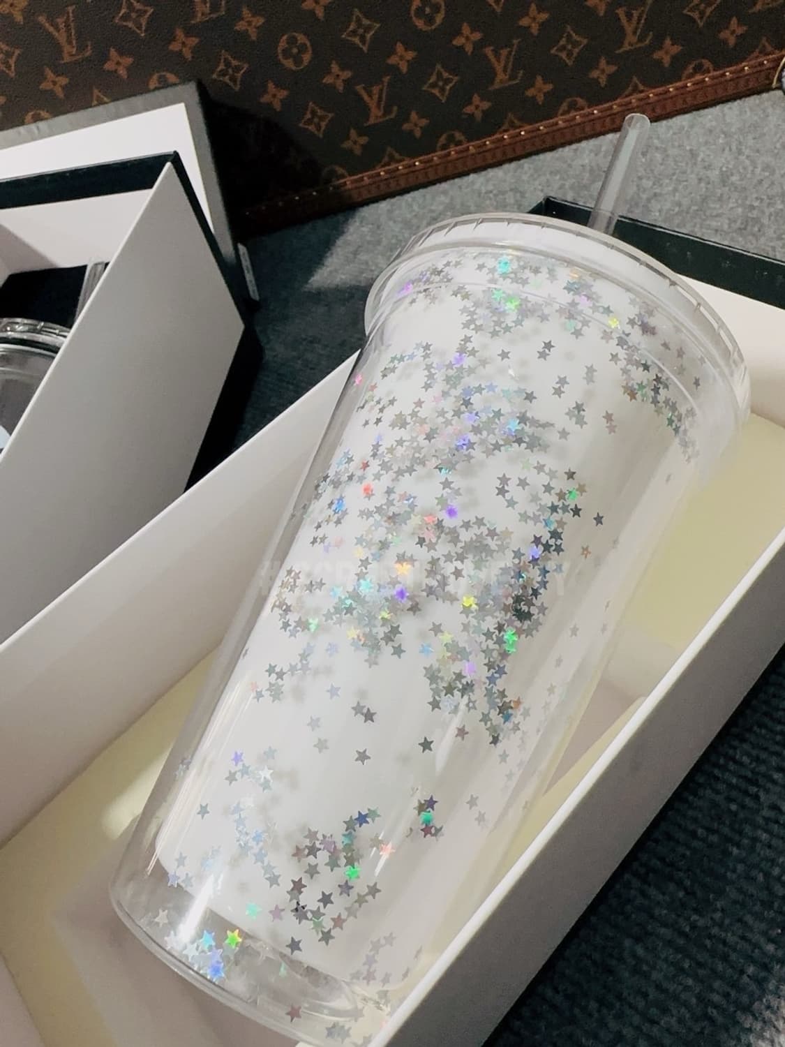 샤넬 리유저블 텀블러 화이트 박스포장  상품이미지7