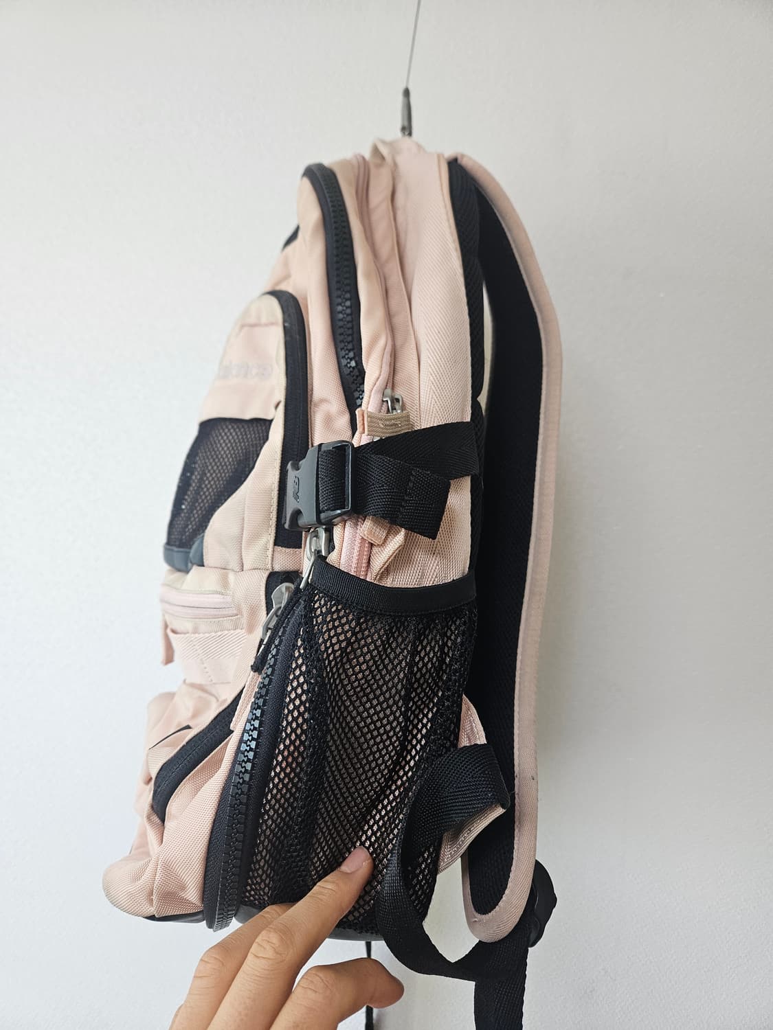 [A+급][번장 최저가]뉴발란스 백팩 3D 핑크색 가방 상품이미지4