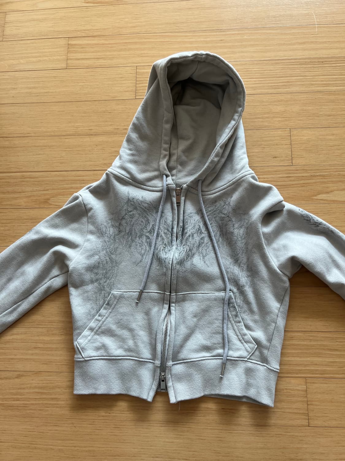 허그유어스킨 스컬리 크롭 후드집업 그레이 상품이미지3