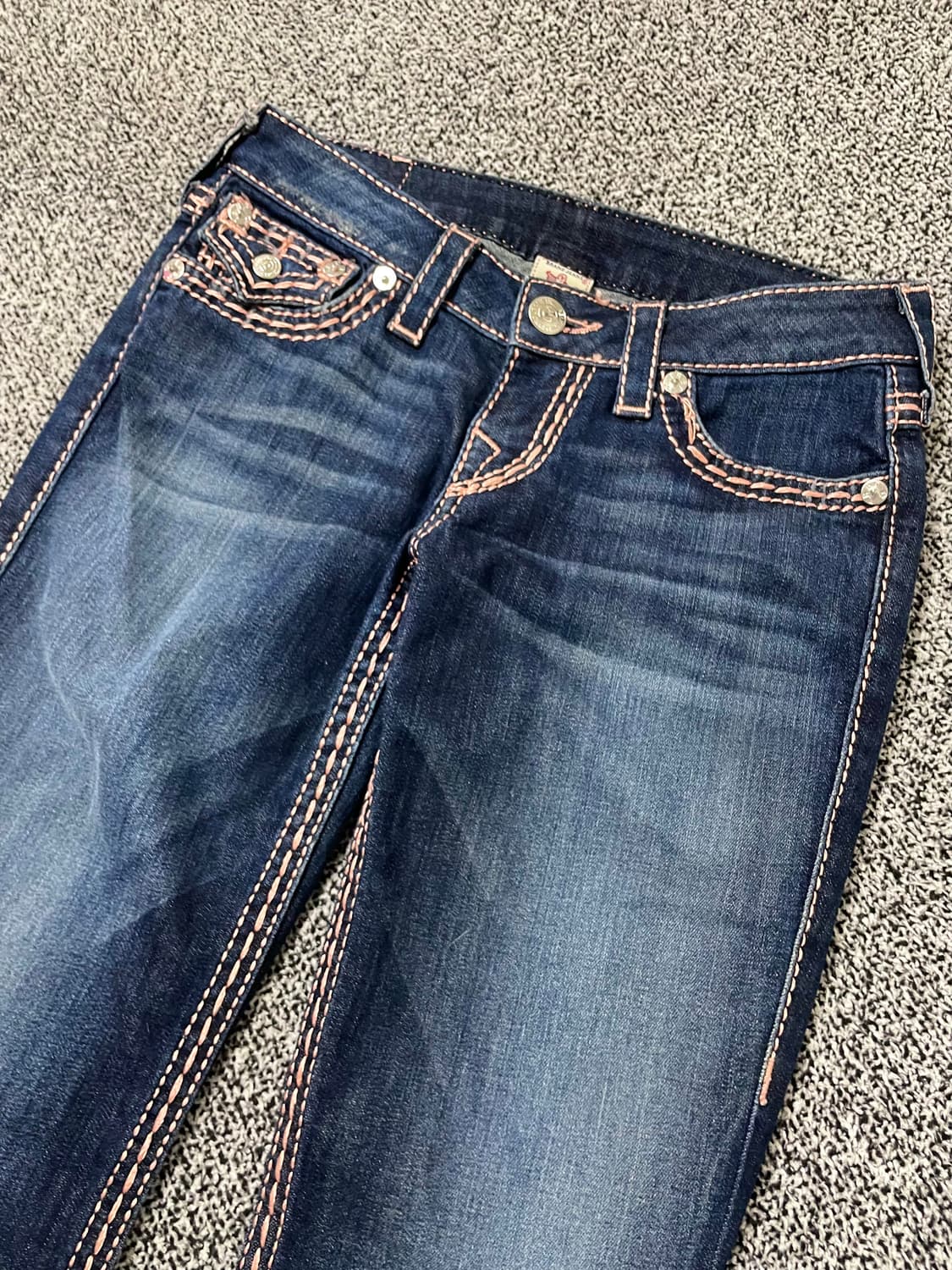 빈티지9. 트루릴리전 로즈골드 스티치 로우라이즈 워시드 데님팬츠 청바지 상품이미지2
